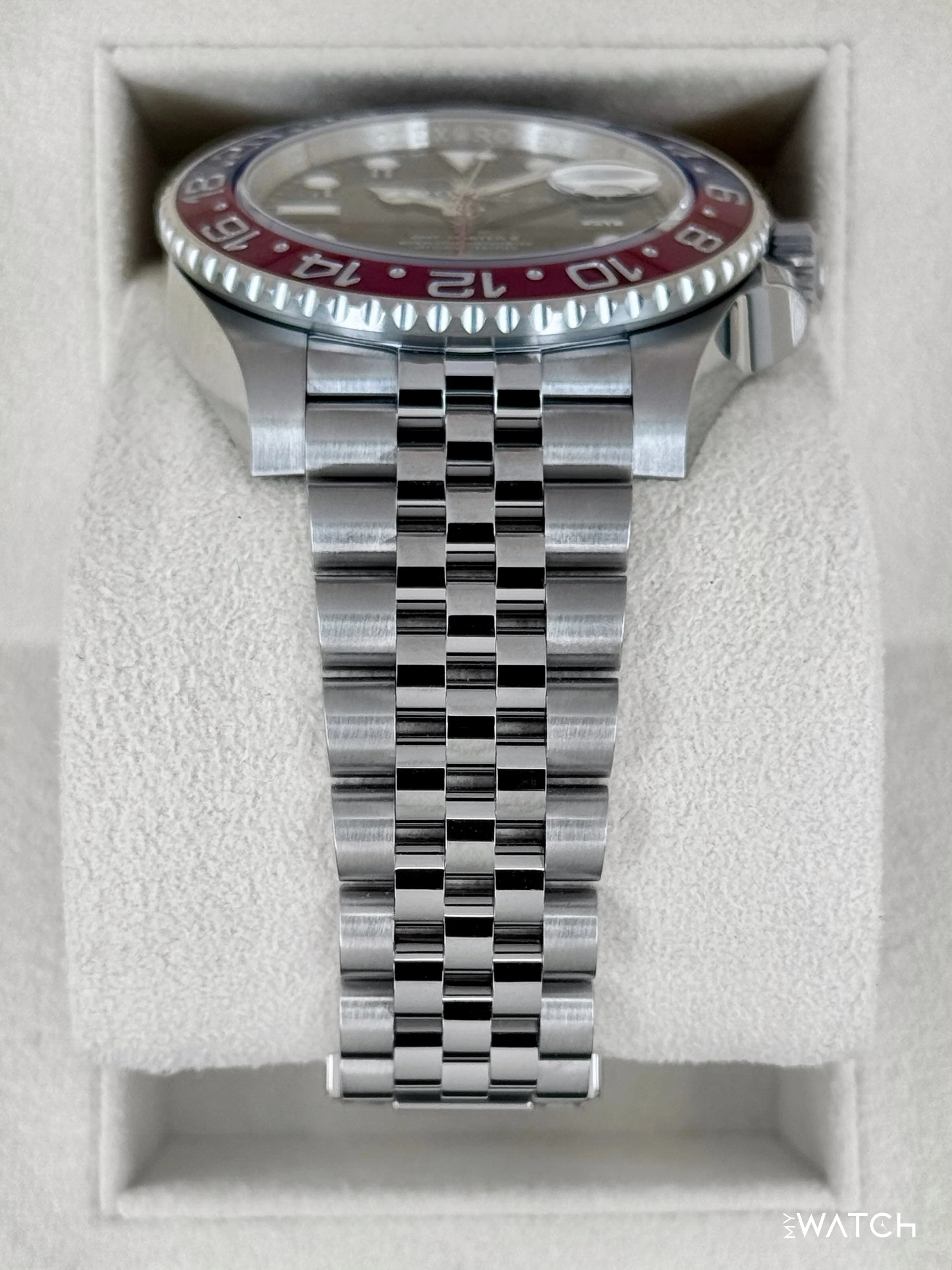NEW 2023 Rolex GMT-Master II "Pepsi" 40mm 126710BLRO Jubilee (STICKERED) - Image 3