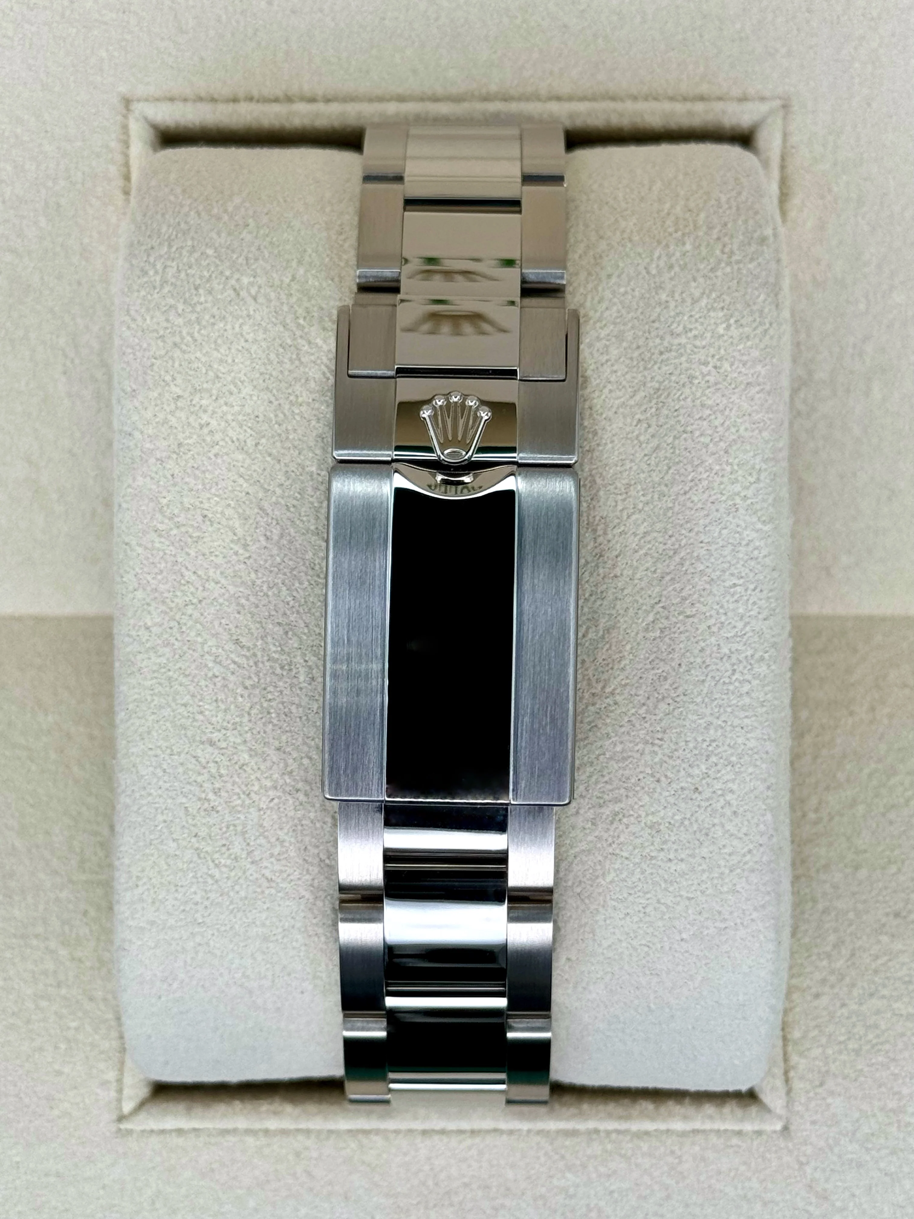 NEW 2023 Rolex GMT-Master II "Pepsi" 40mm 126719BLRO White Gold Oyster - Image 2