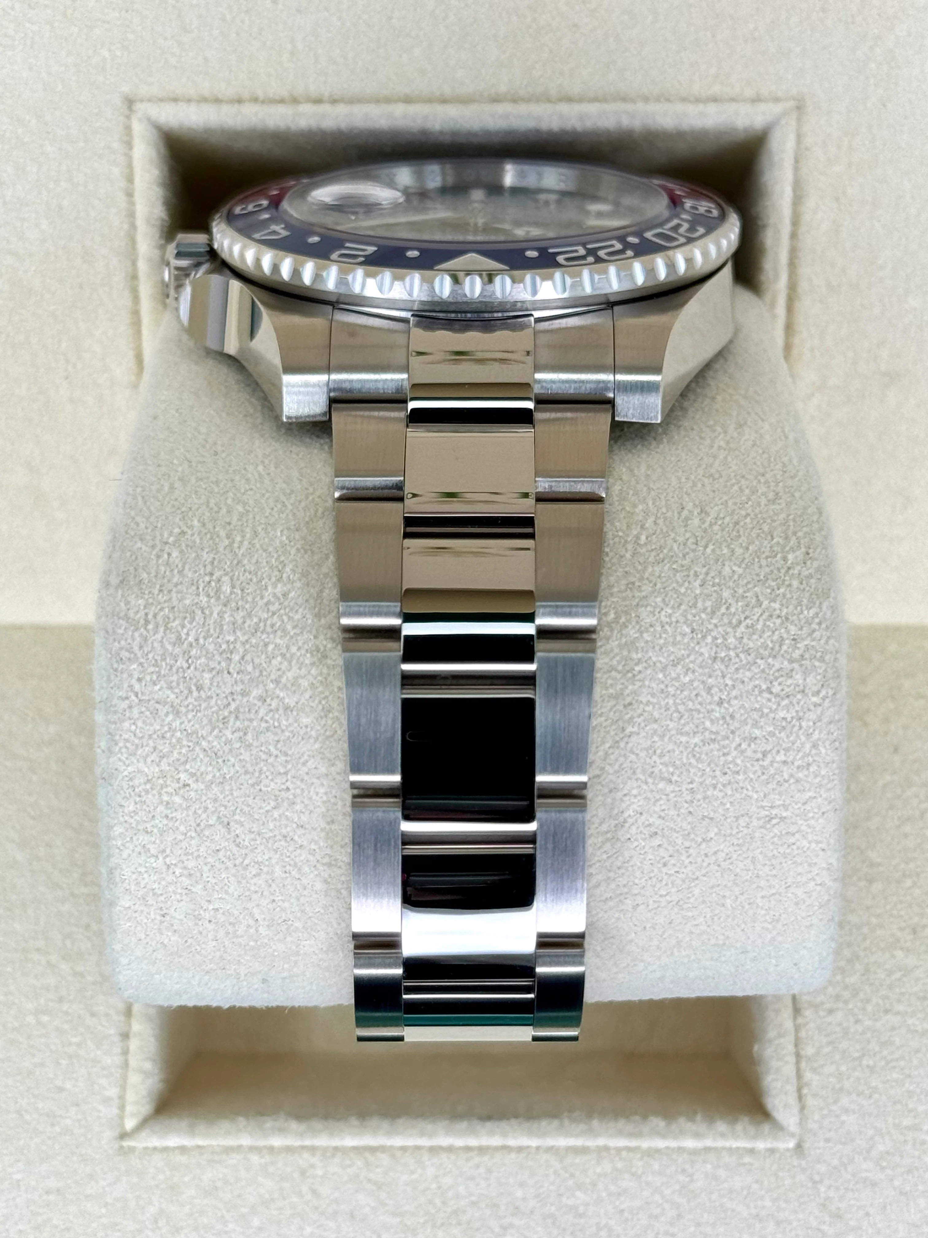 NEW 2023 Rolex GMT-Master II "Pepsi" 40mm 126719BLRO White Gold Oyster - Image 4