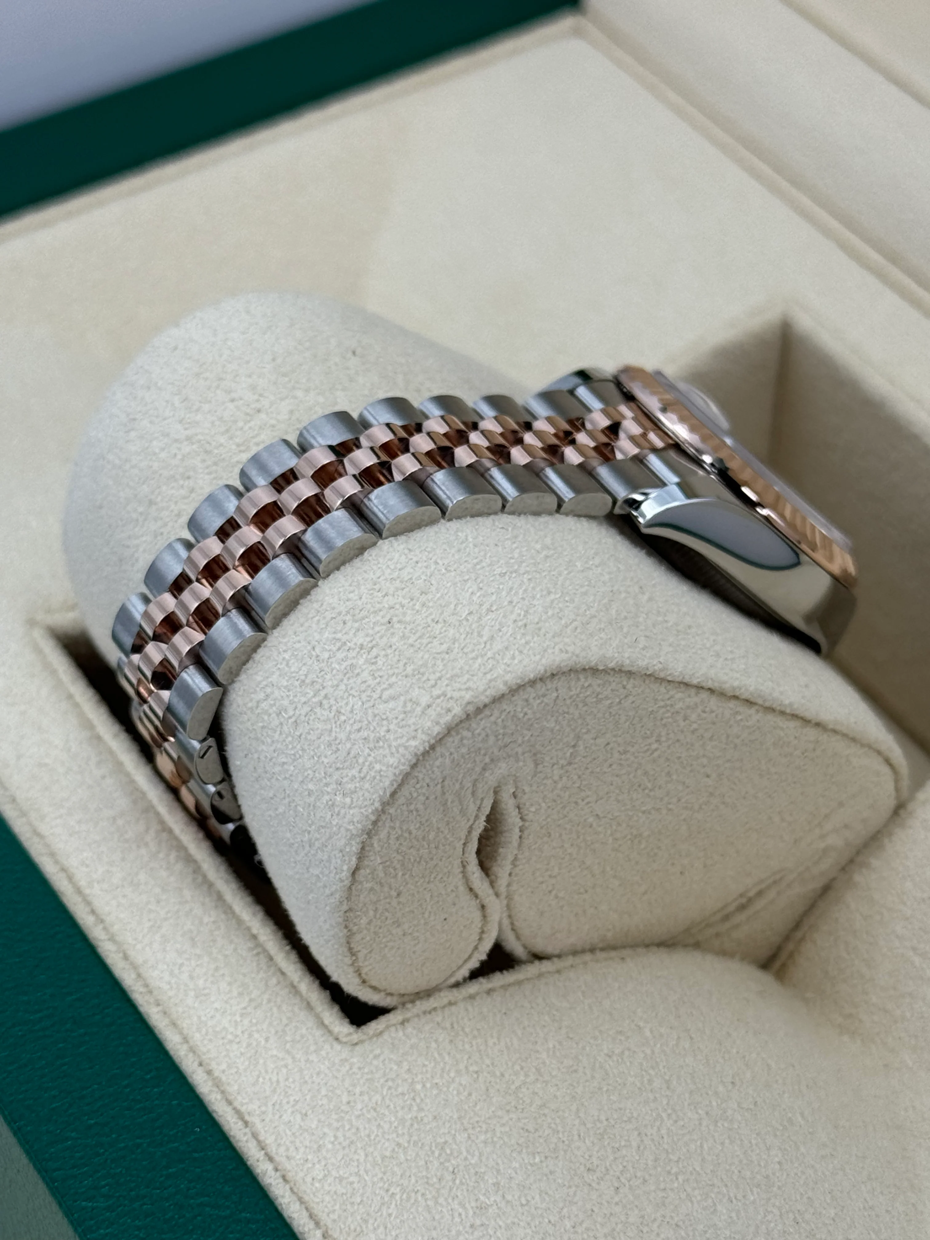 NEW 2023 Rolex Lady-Datejust 28mm 279171 Two-Tone Jubilee White Dial - Image 7