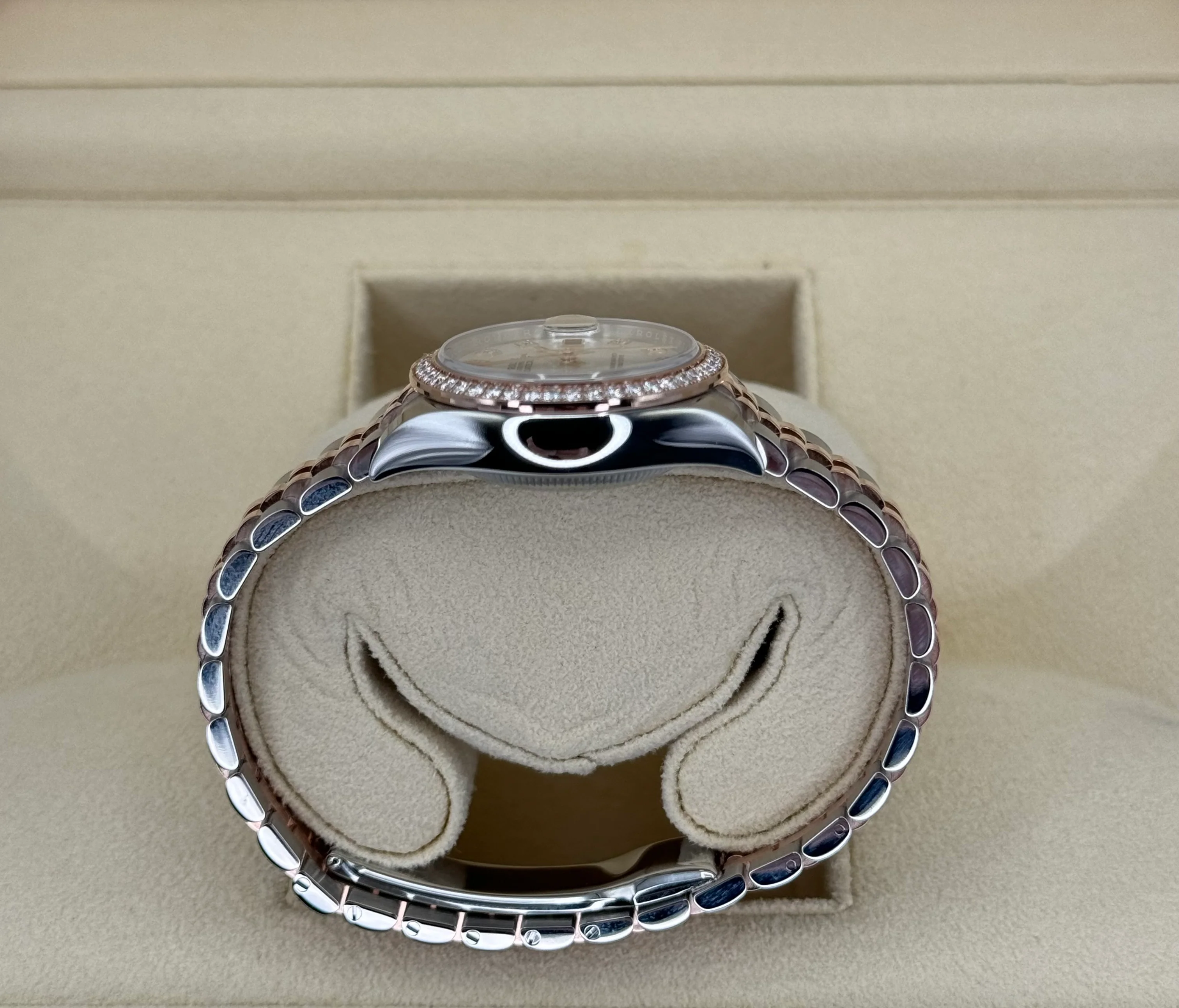 NEW 2023 Rolex Lady-Datejust 28mm 279381RBR MOP Diamond Dial - Image 10