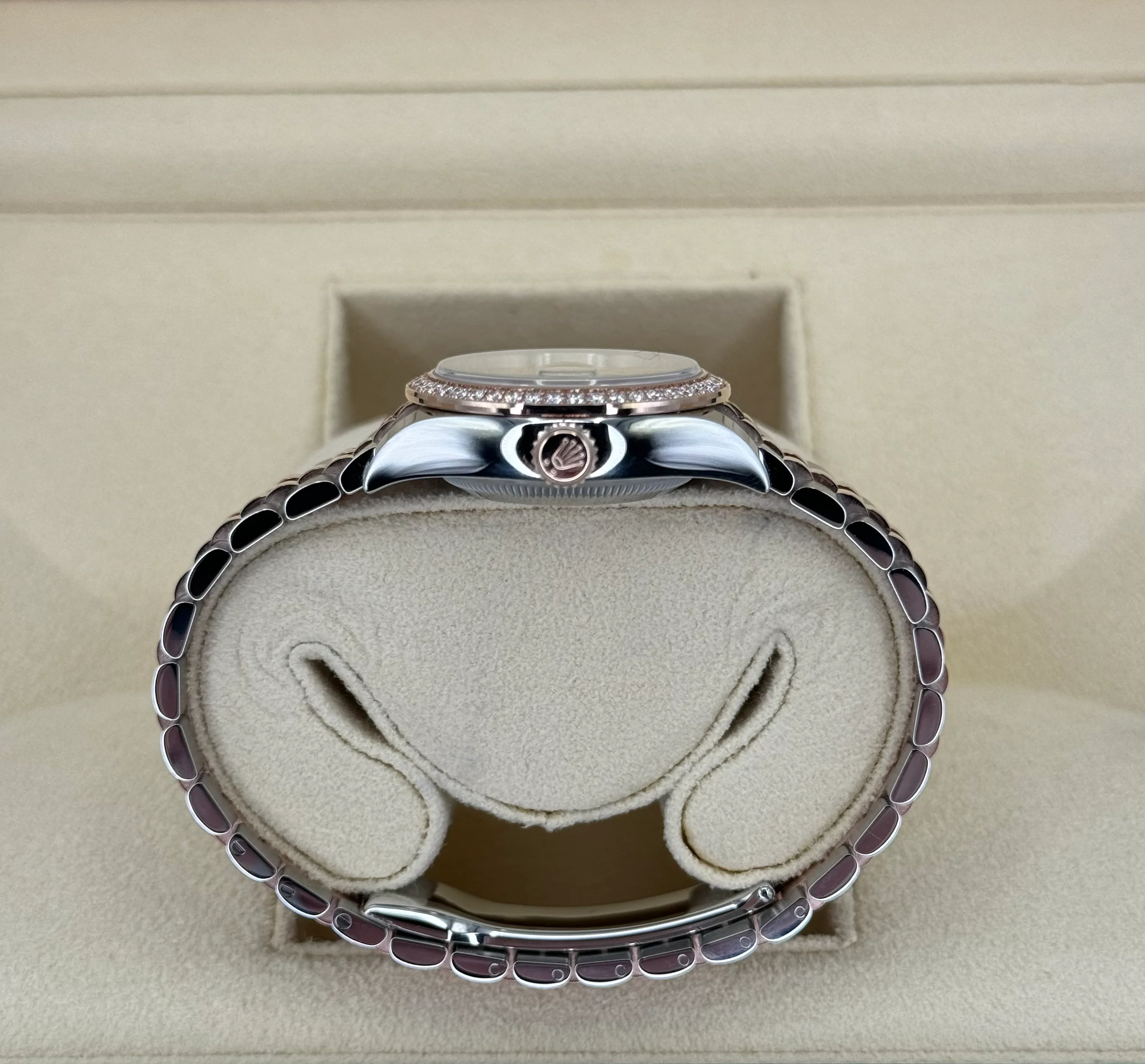NEW 2023 Rolex Lady-Datejust 28mm 279381RBR MOP Diamond Dial - Image 9