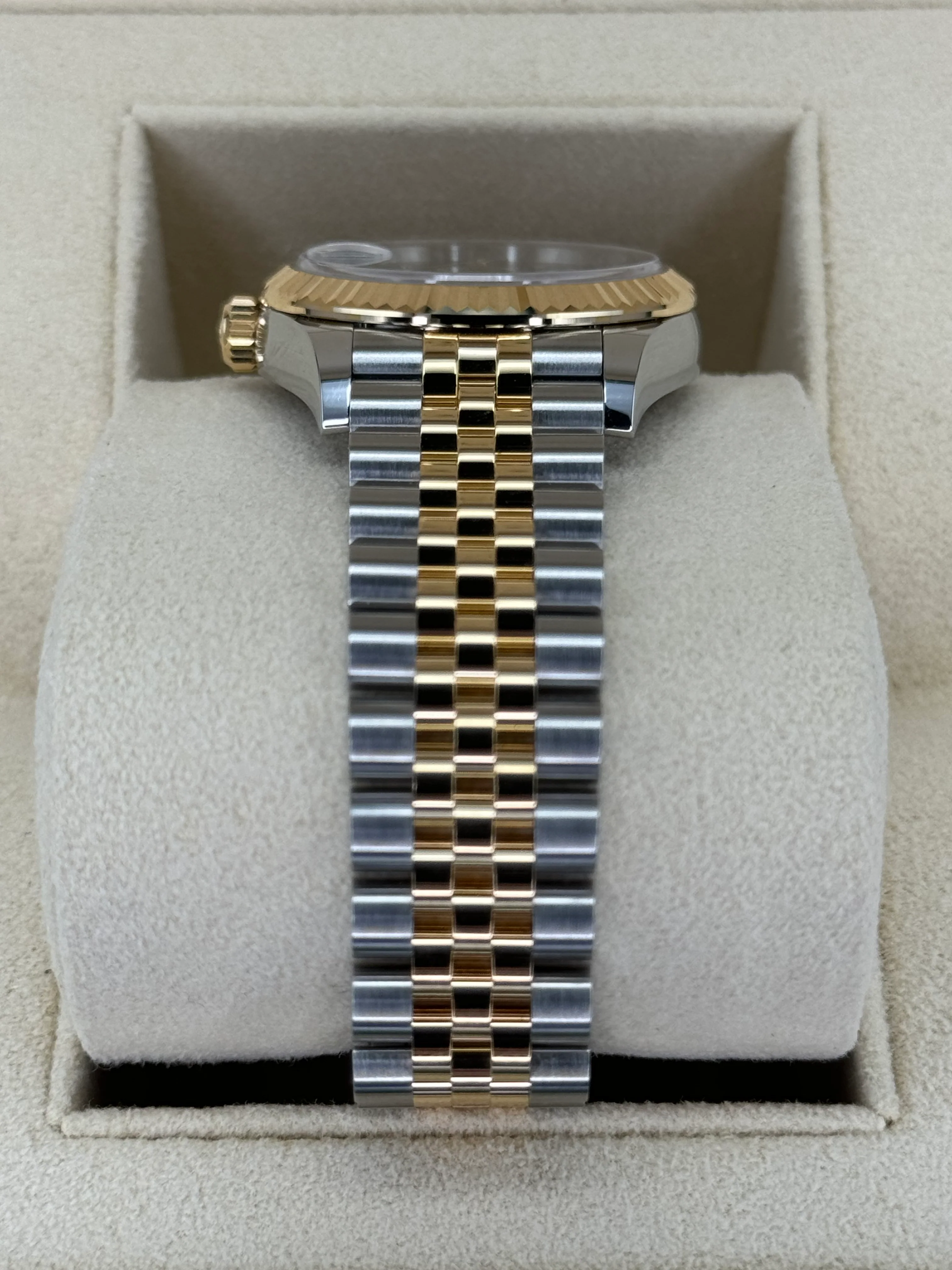 NEW 2023 Rolex Lady Datejust 31mm 278273 Two-Tone Floral Motif Dial - Image 4