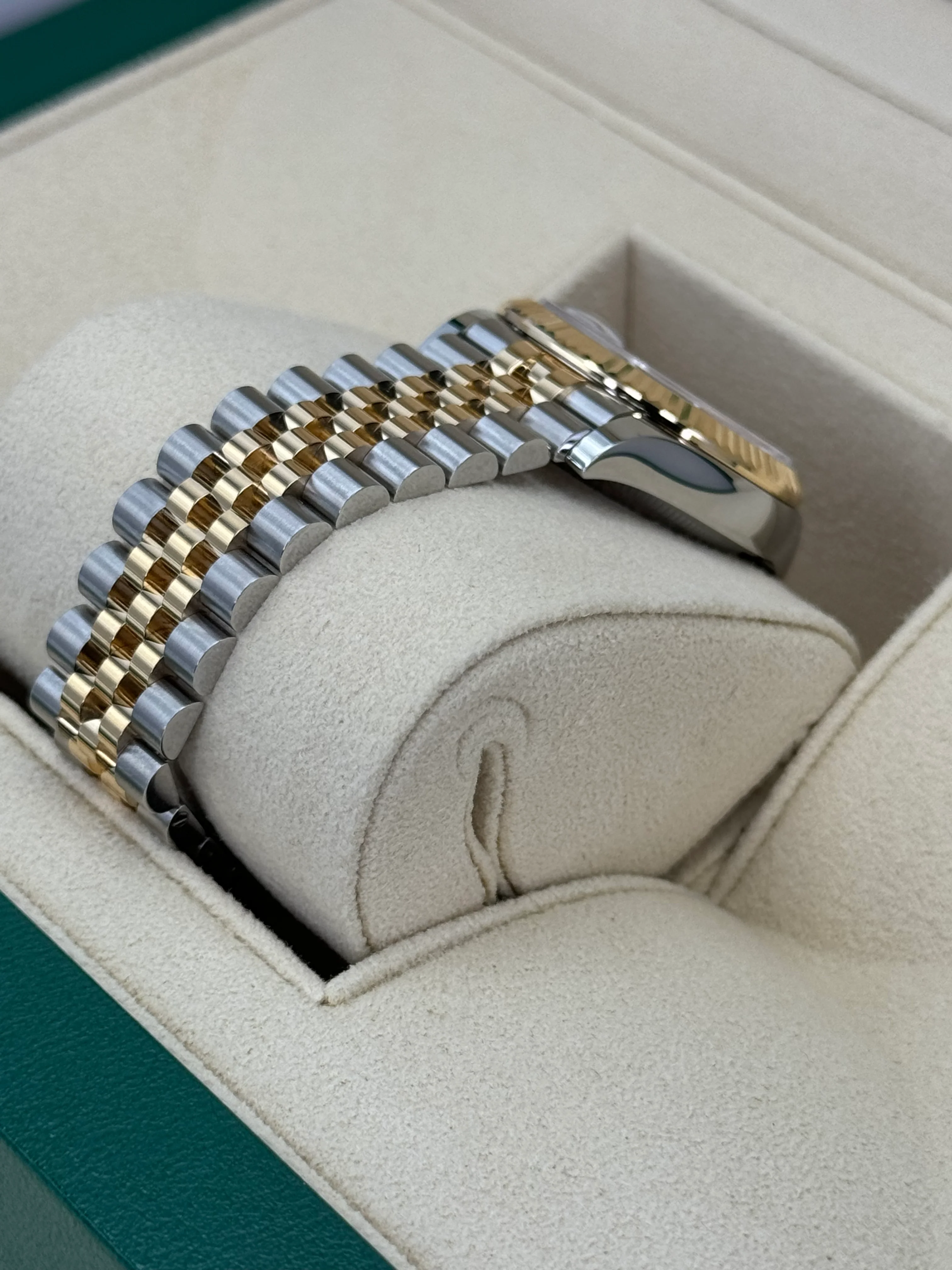 NEW 2023 Rolex Lady Datejust 31mm 278273 Two-Tone Floral Motif Dial - Image 7