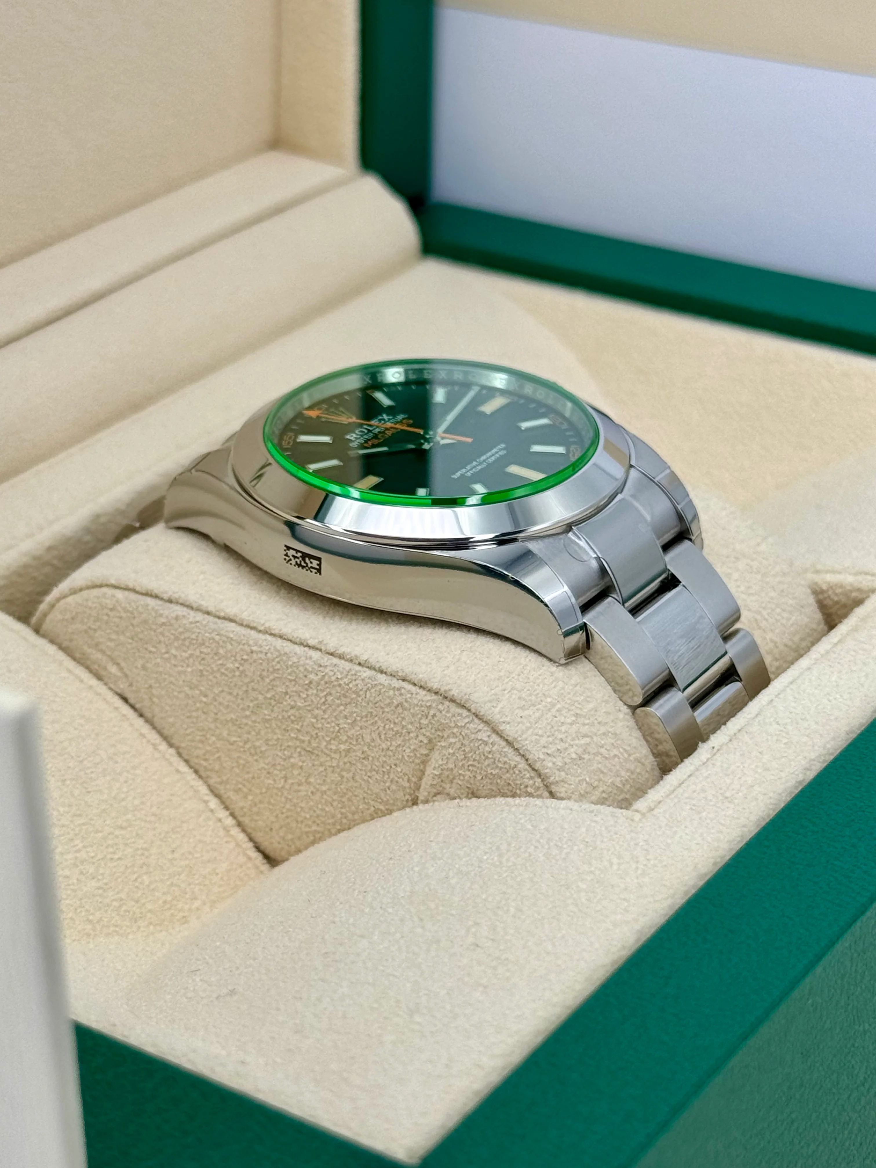 NEW 2023 Rolex Milgauss 40mm 116400GV Stainless Steel Black Dial - Image 6