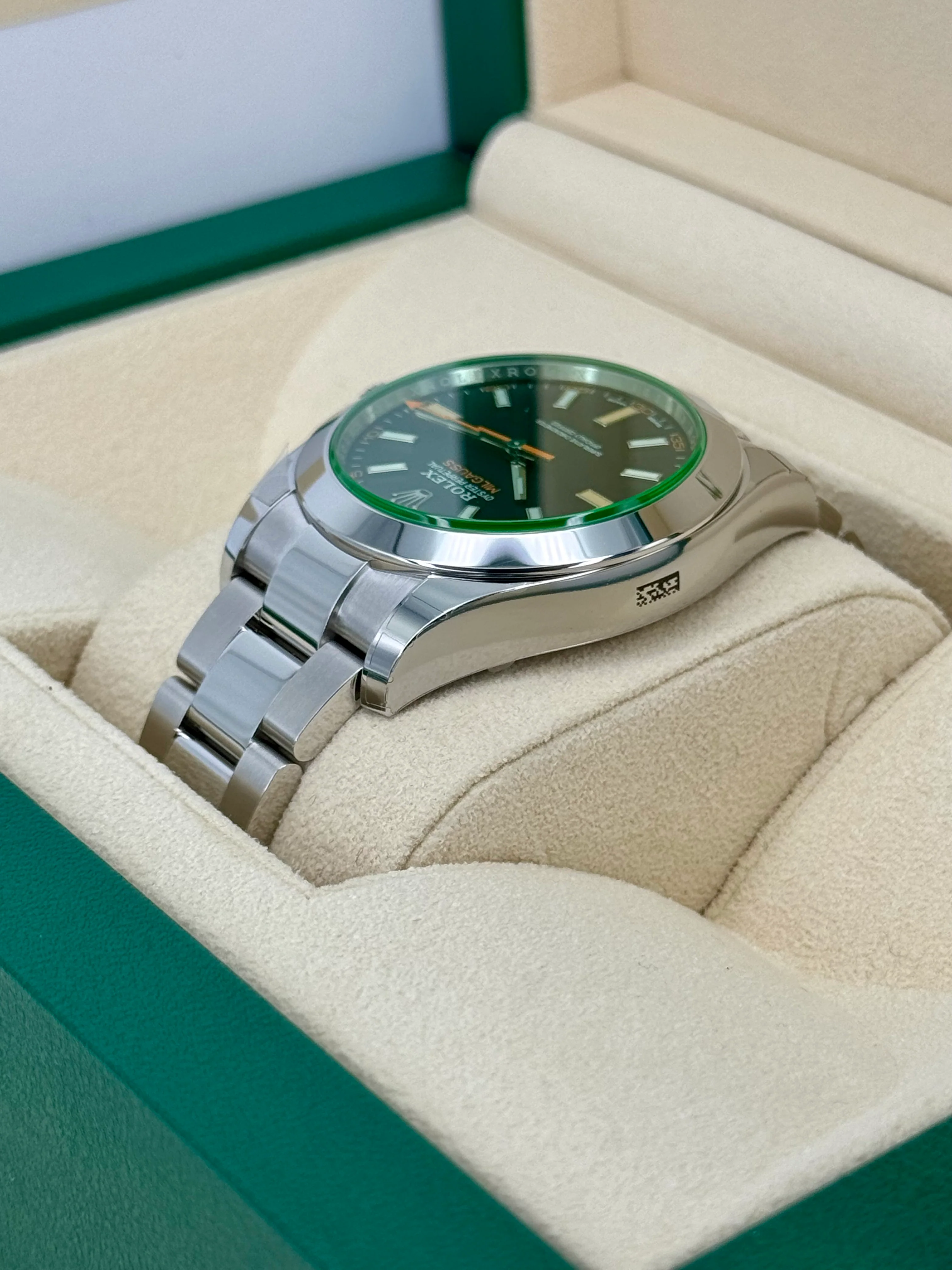 NEW 2023 Rolex Milgauss 40mm 116400GV Stainless Steel Black Dial - Image 7