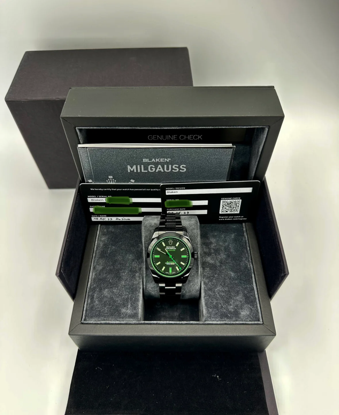 NEW 2023 Rolex Milgauss "Blaken" 40mm 116400GV DLC Black Green Viper - Image 12
