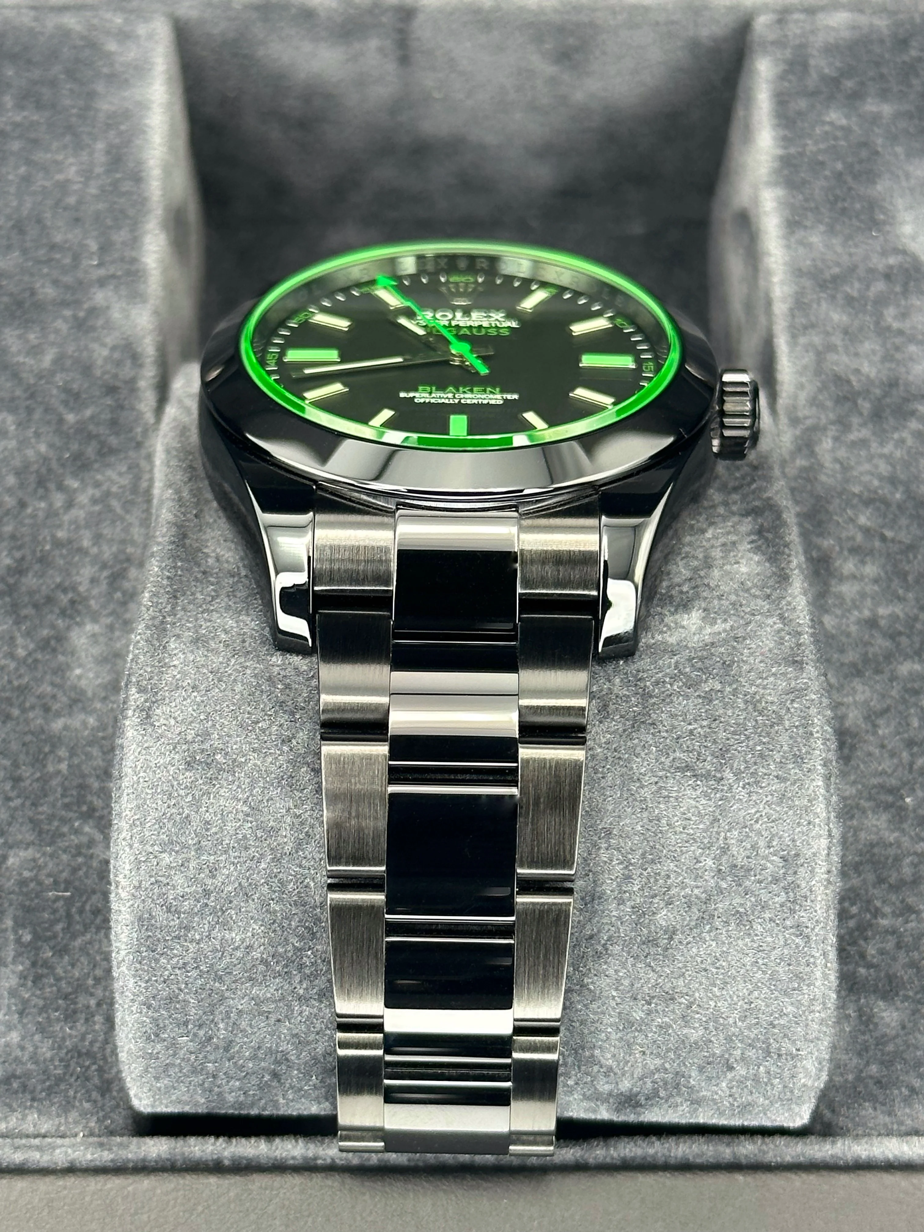 NEW 2023 Rolex Milgauss "Blaken" 40mm 116400GV DLC Black Green Viper - Image 3