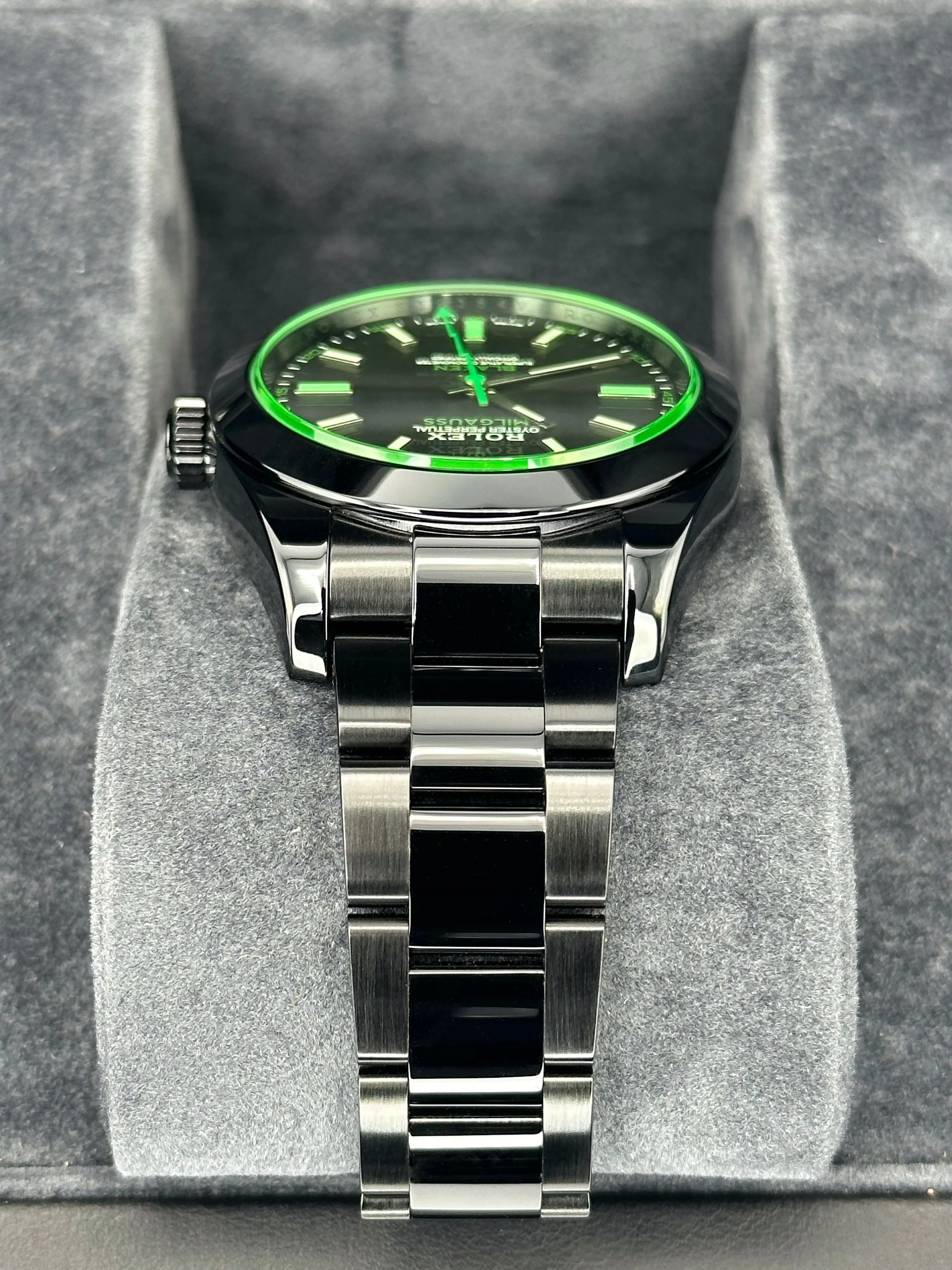 NEW 2023 Rolex Milgauss "Blaken" 40mm 116400GV DLC Black Green Viper - Image 4