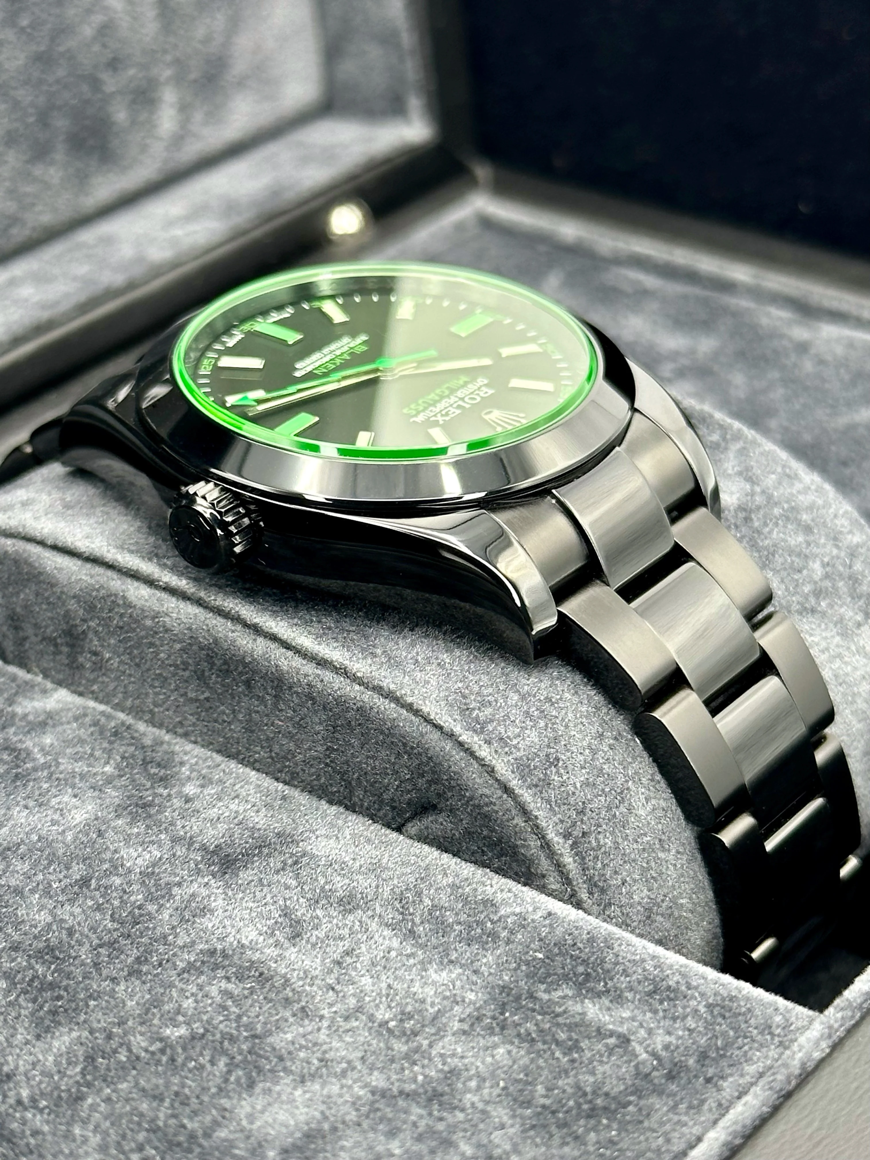 NEW 2023 Rolex Milgauss "Blaken" 40mm 116400GV DLC Black Green Viper - Image 8
