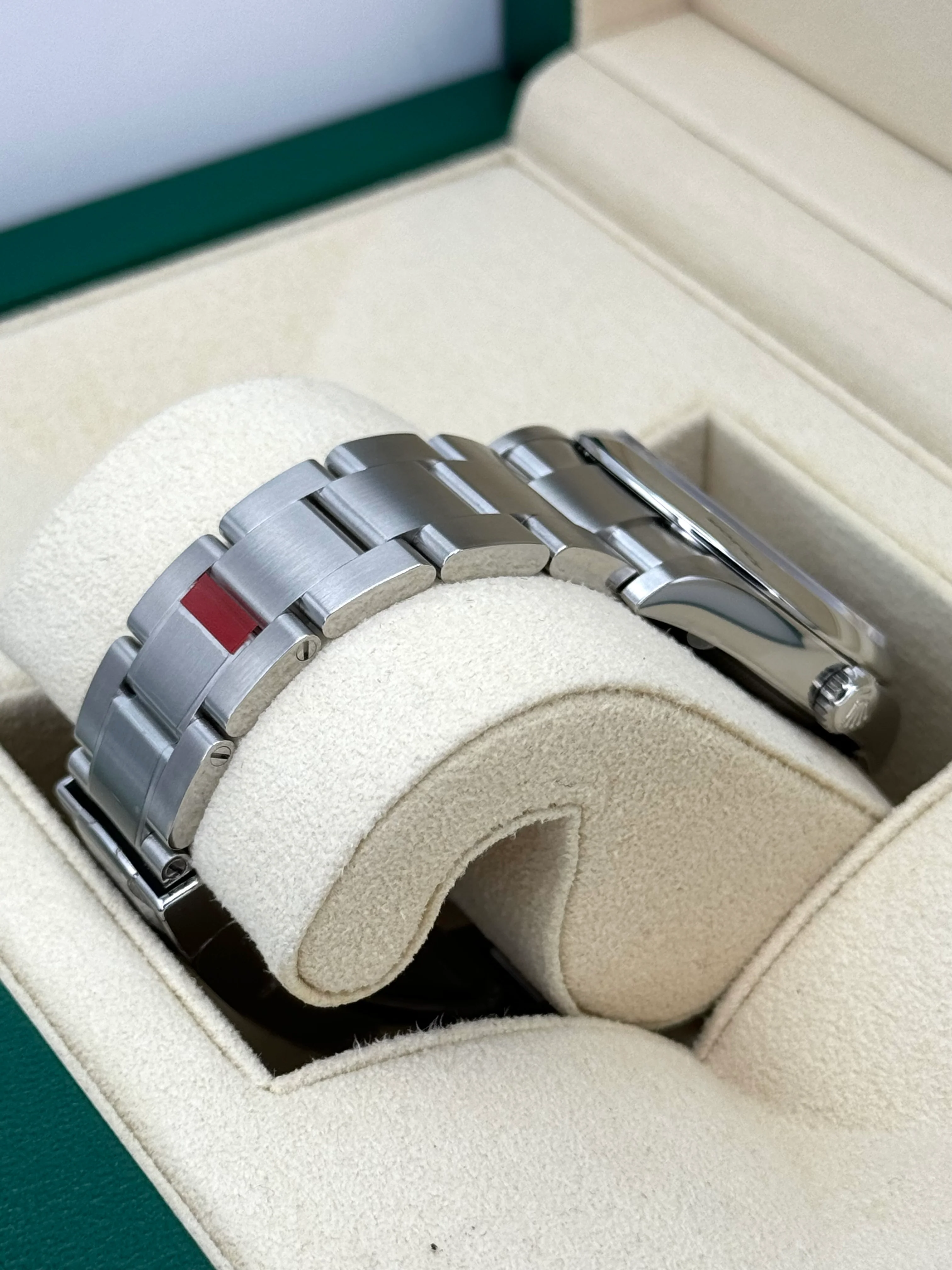 NEW 2023 Rolex Oyster Perpetual 36mm 126000 Tiffany Blue Dial - Image 5