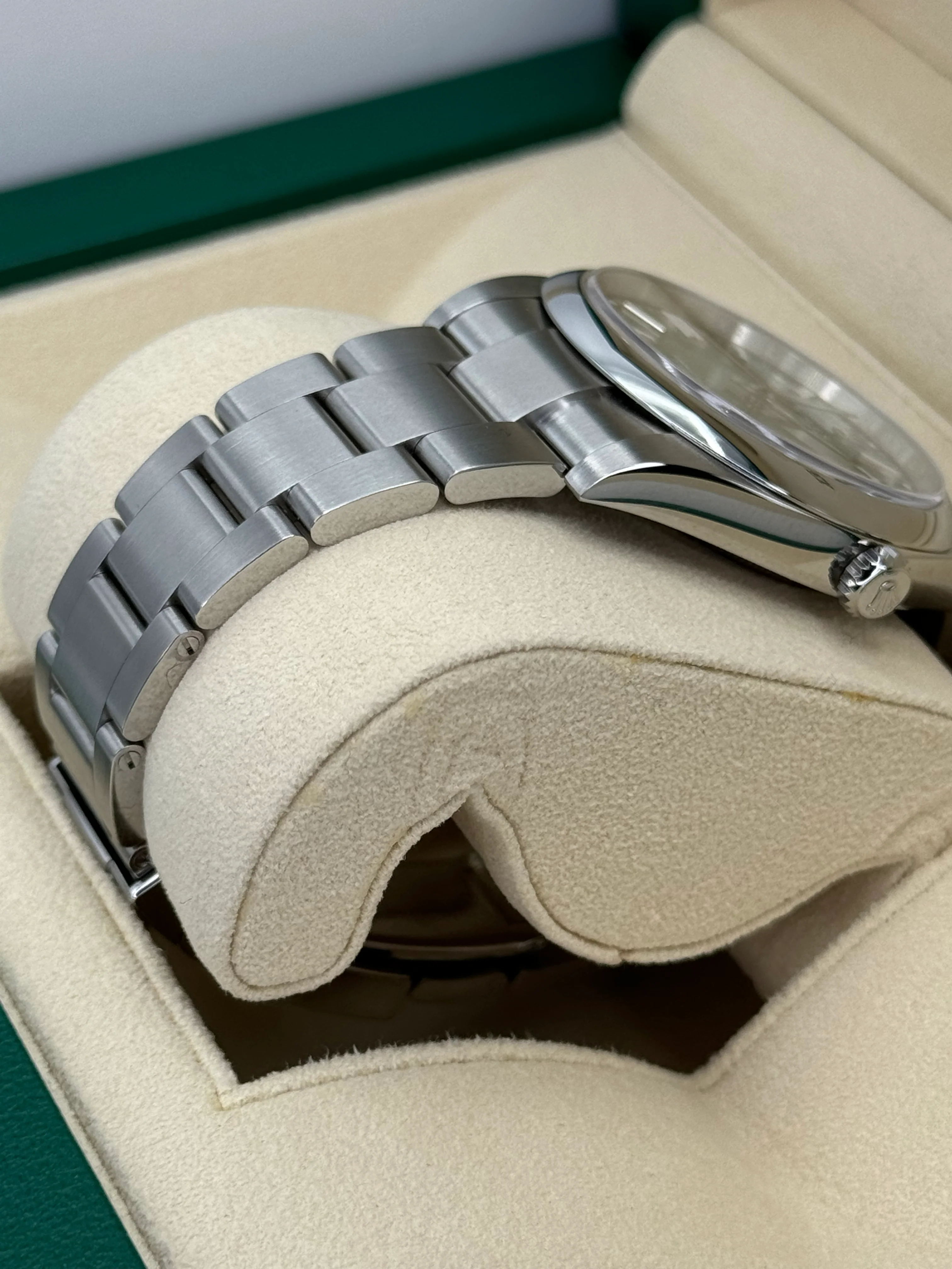 NEW 2023 Rolex Oyster Perpetual 41mm 124300 Green Dial - Image 5
