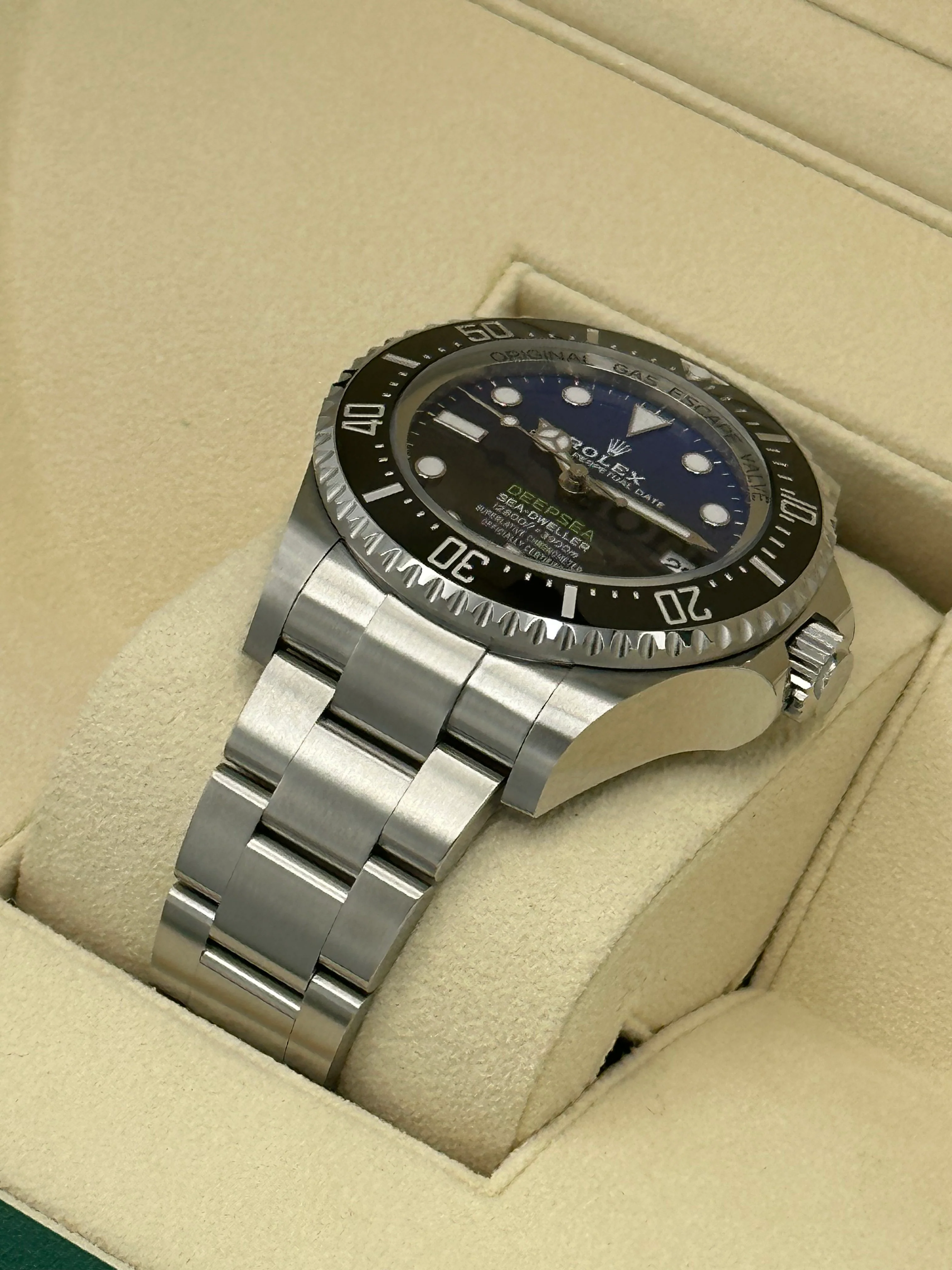 NEW 2023 Rolex Deepsea James Cameron 44mm 136660 Blue Dial - Image 7