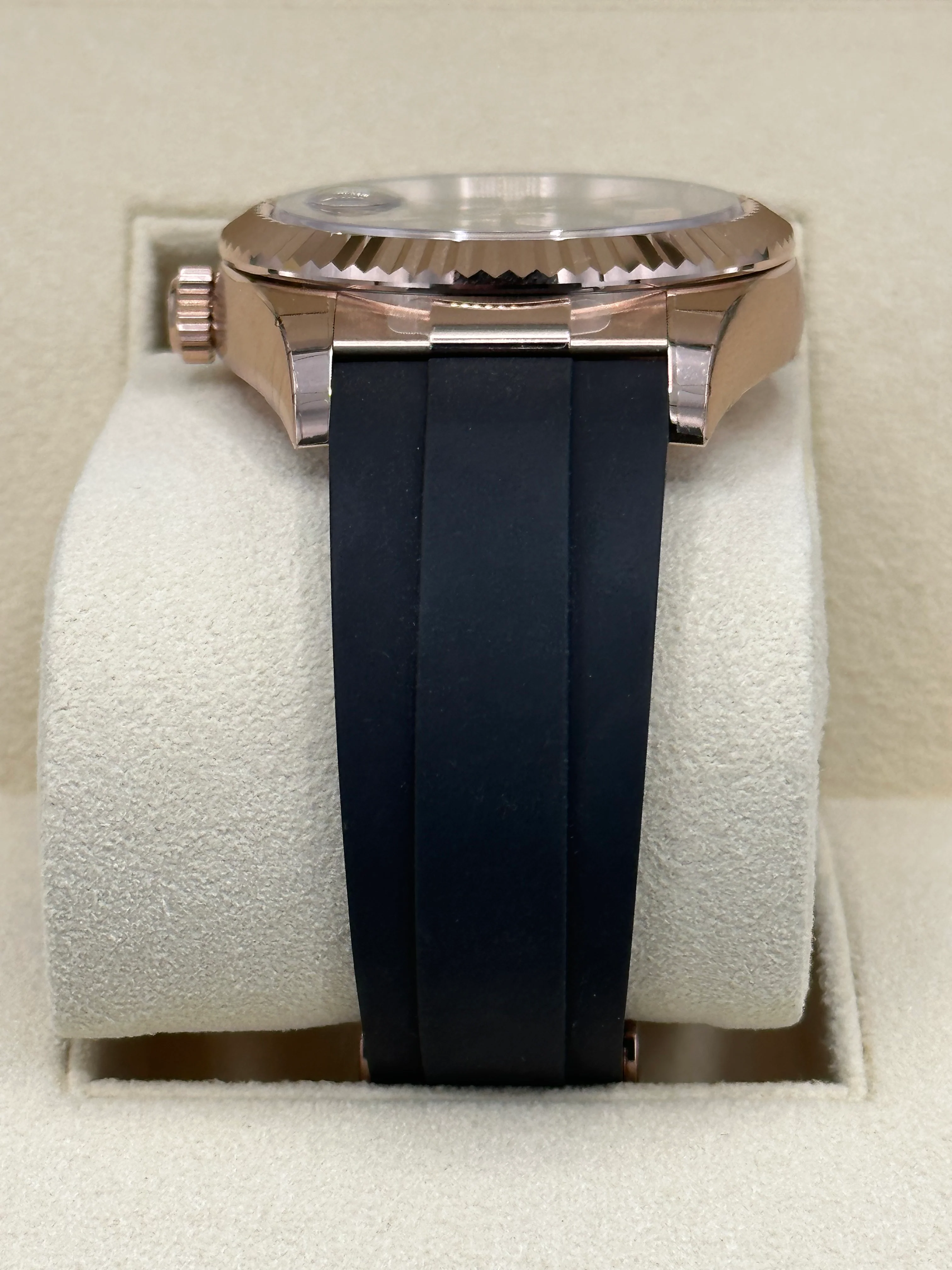 NEW 2023 Rolex Sky-Dweller 336235 Rose Gold Oysterflex Chocolate Dial - Image 4