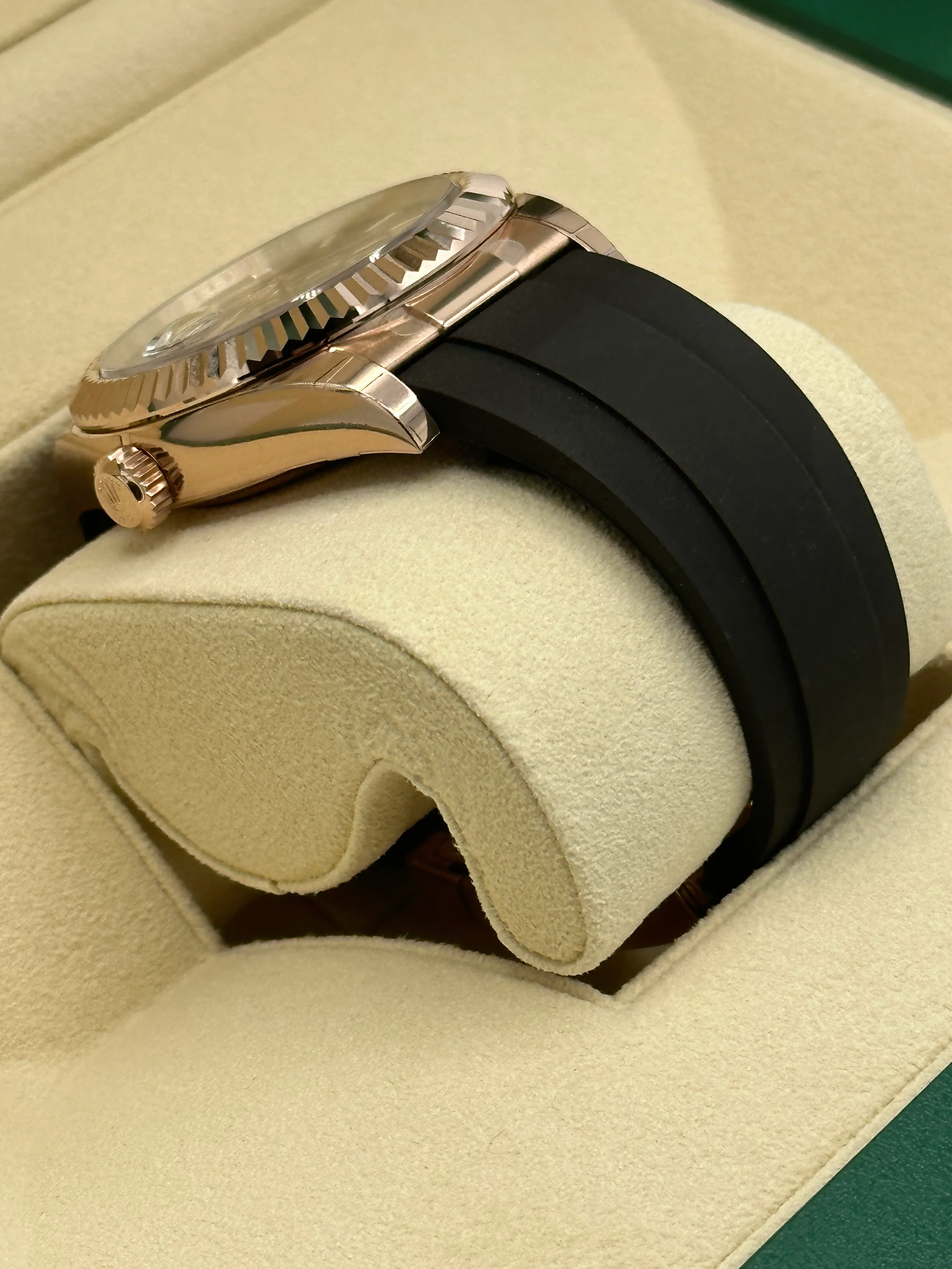 NEW 2023 Rolex Sky-Dweller 336235 Rose Gold Oysterflex Chocolate Dial - Image 8
