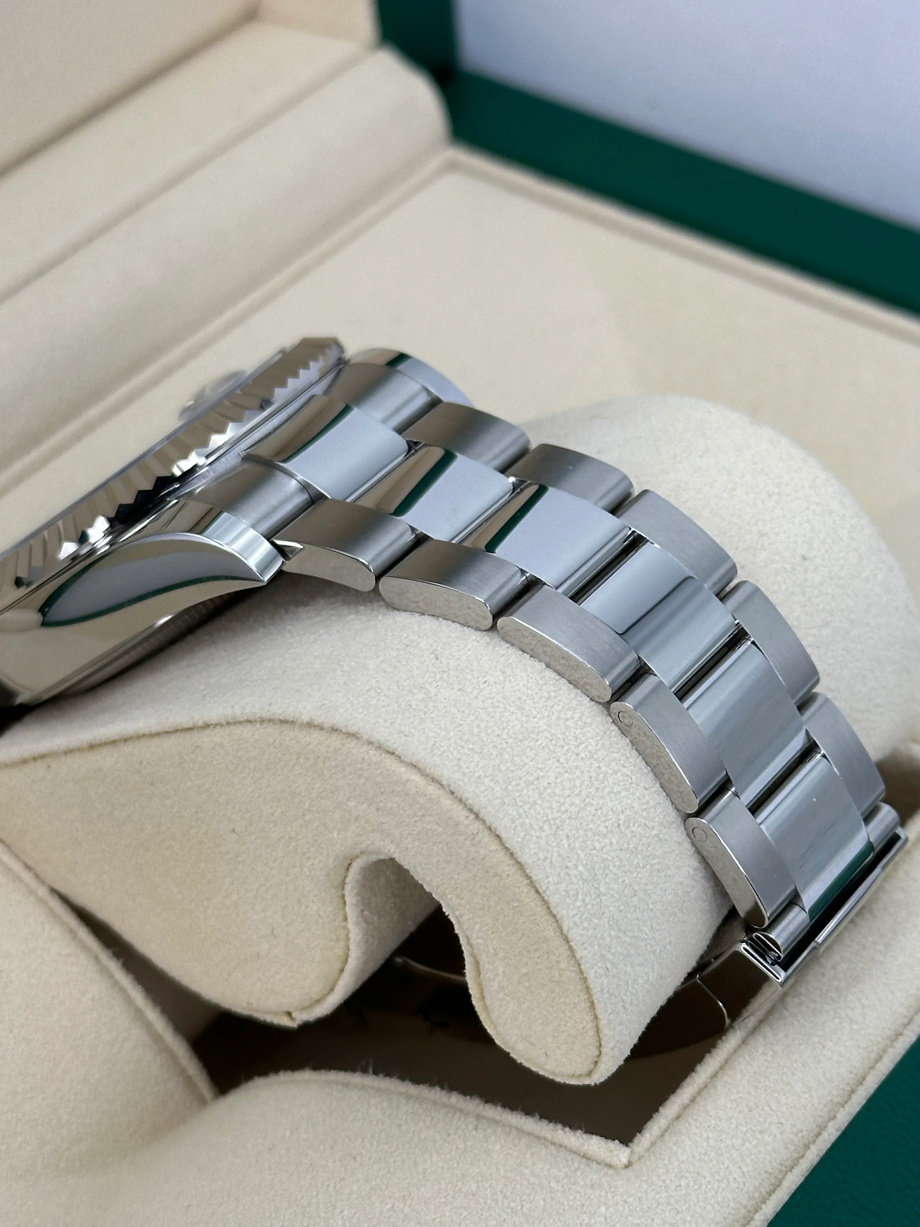 NEW 2023 Rolex Sky-Dweller 42mm 336934 Oyster Black Dial - Image 6