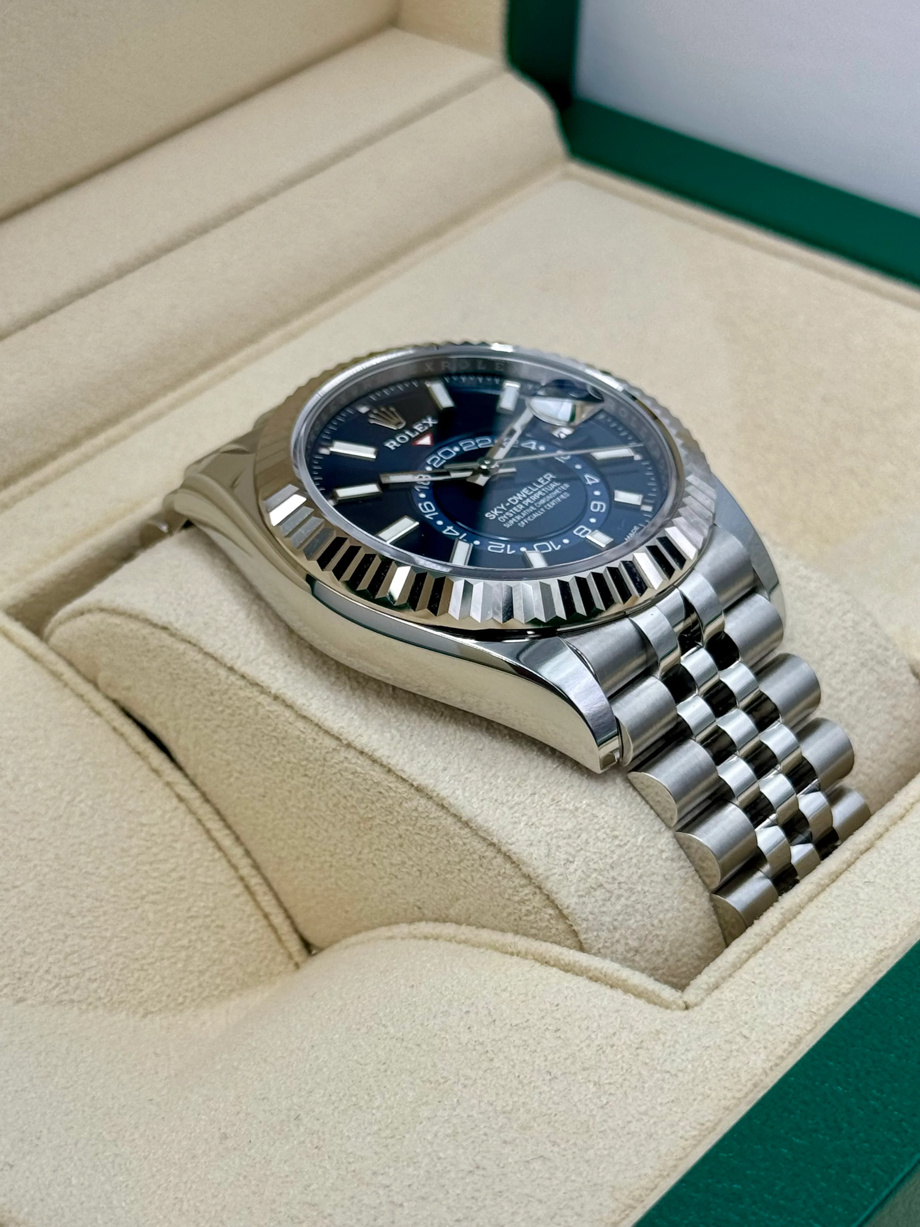 NEW 2023 Rolex Sky-Dweller 42mm 326934 Jubilee Blue Dial - Image 6