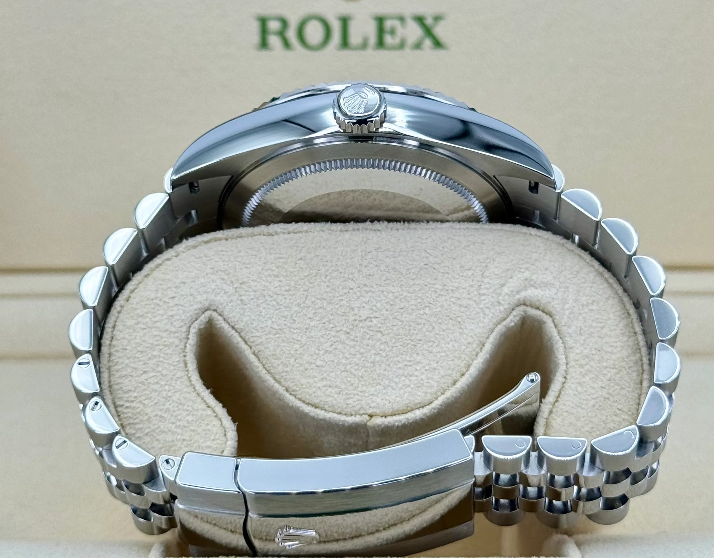 NEW 2023 Rolex Sky-Dweller 42mm 326934 Jubilee Blue Dial - Image 9