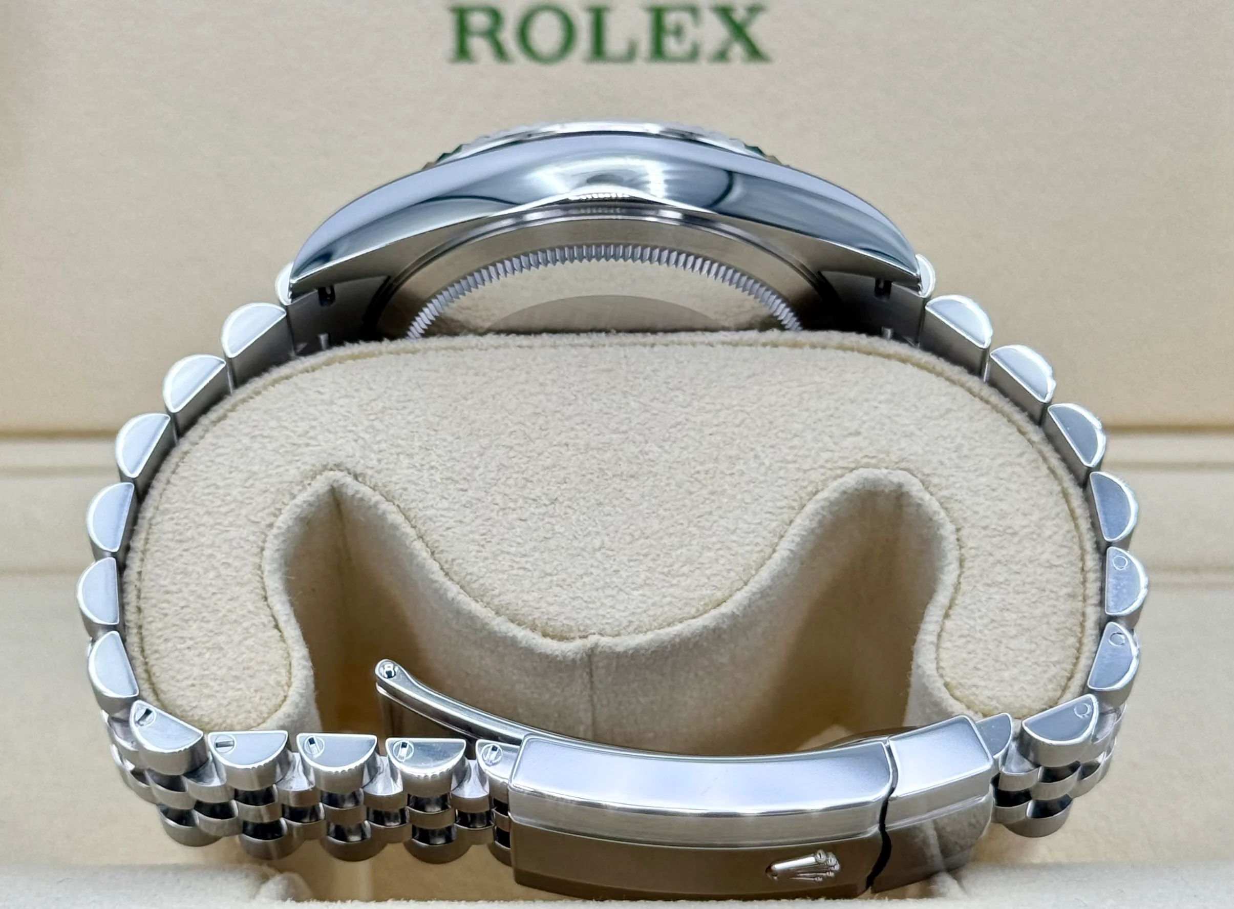NEW 2023 Rolex Sky-Dweller 42mm 336934 Jubilee Black Dial - Image 10