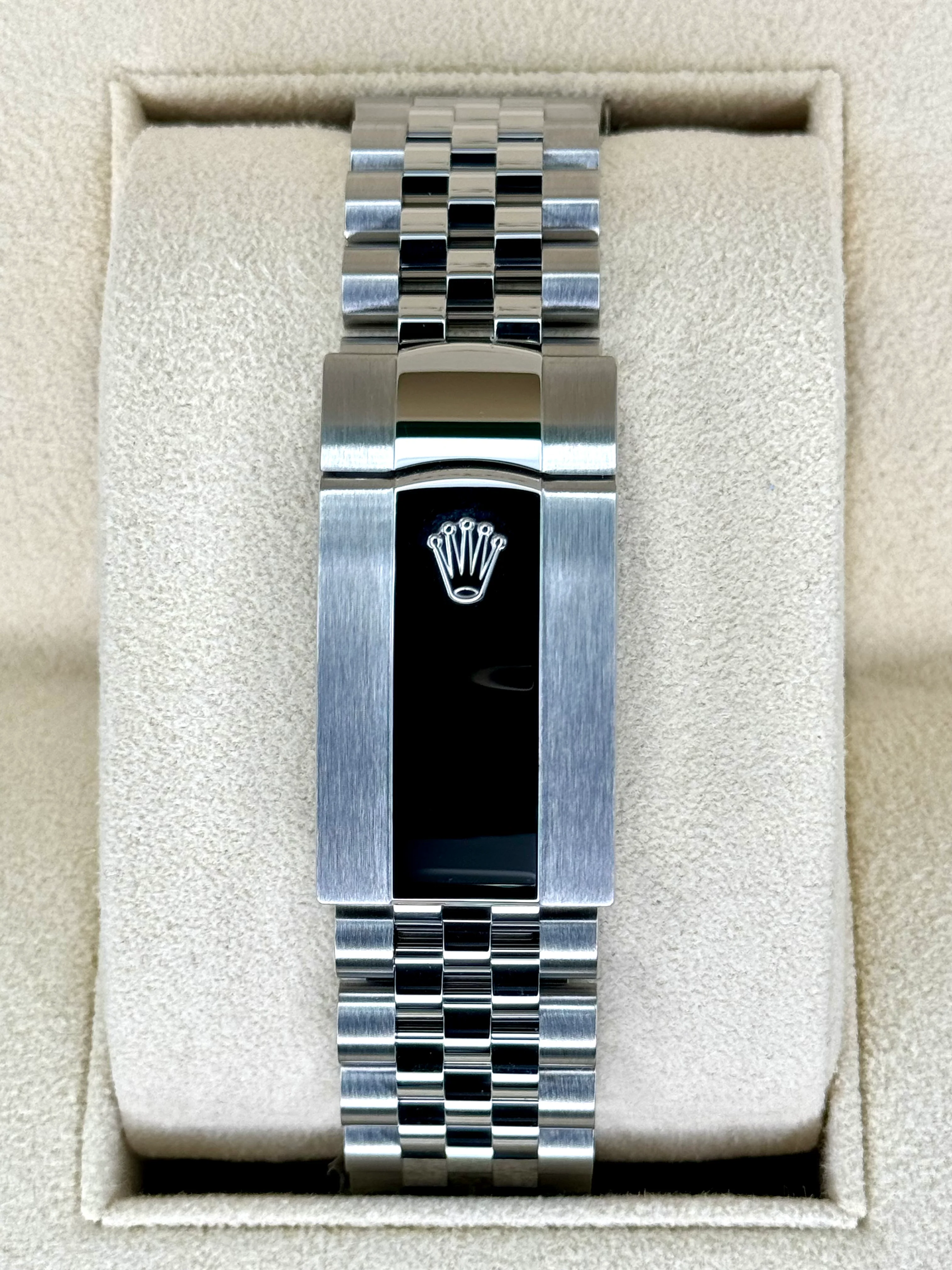 NEW 2023 Rolex Sky-Dweller 42mm 336934 Jubilee Blue Dial - Image 2