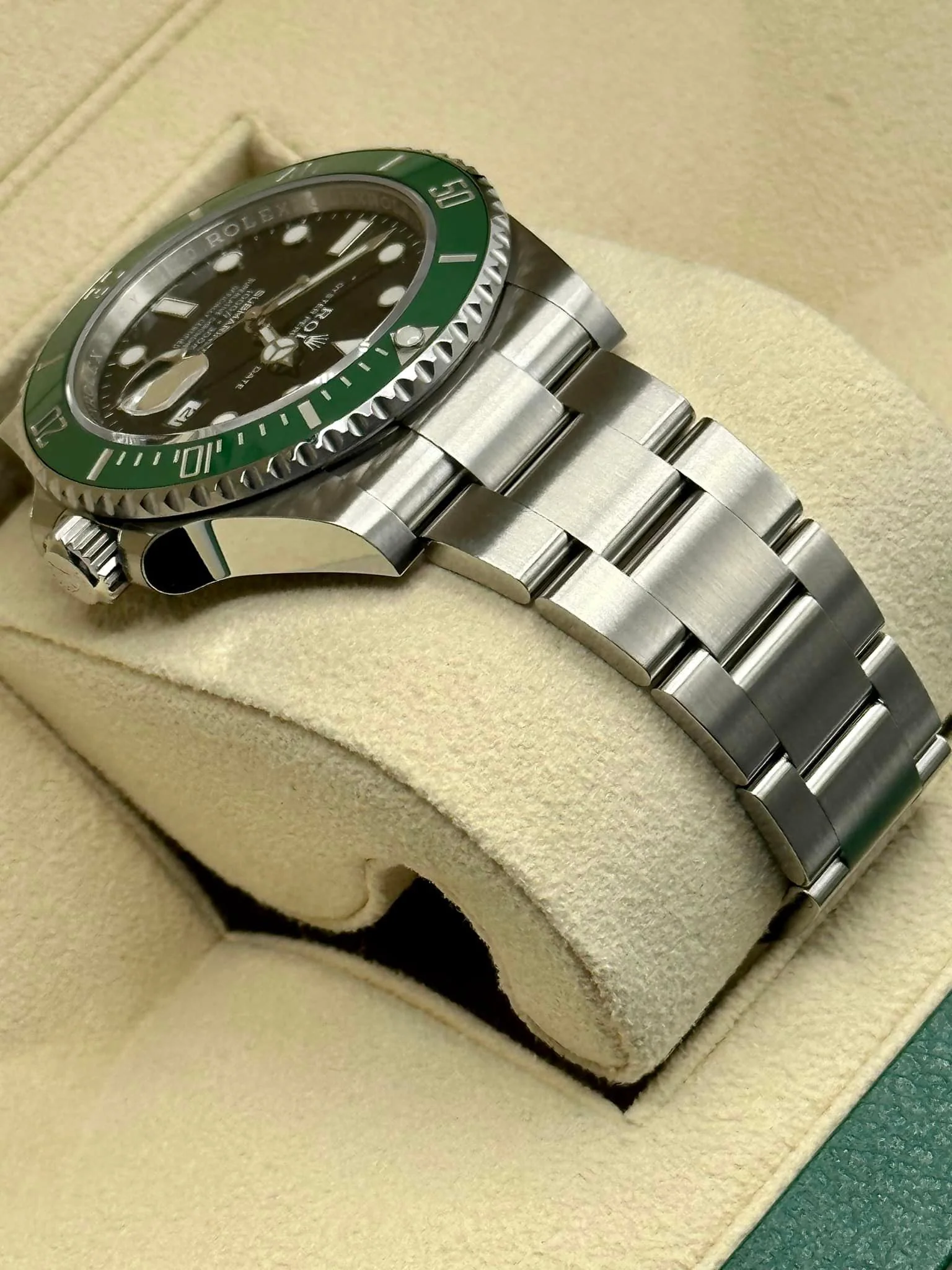 NEW 2023 Rolex Submariner "Starbucks" 41mm 126610LV Black Dial - Image 6