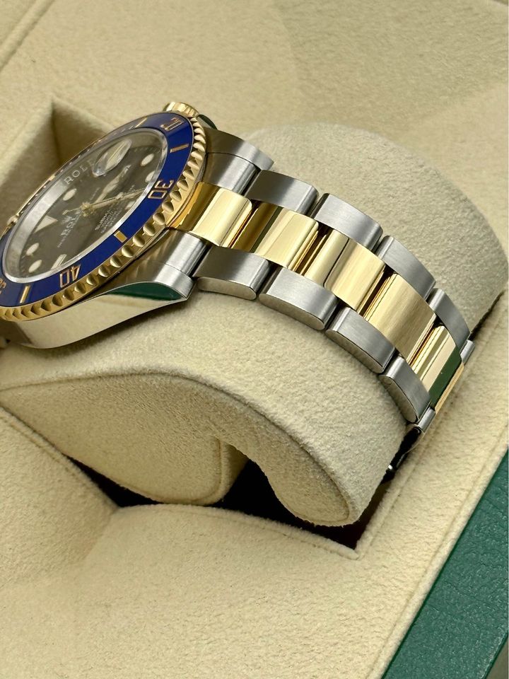 NEW 2023 Rolex Submariner "Bluesy" 41mm 126613LB Blue Dial - Image 6
