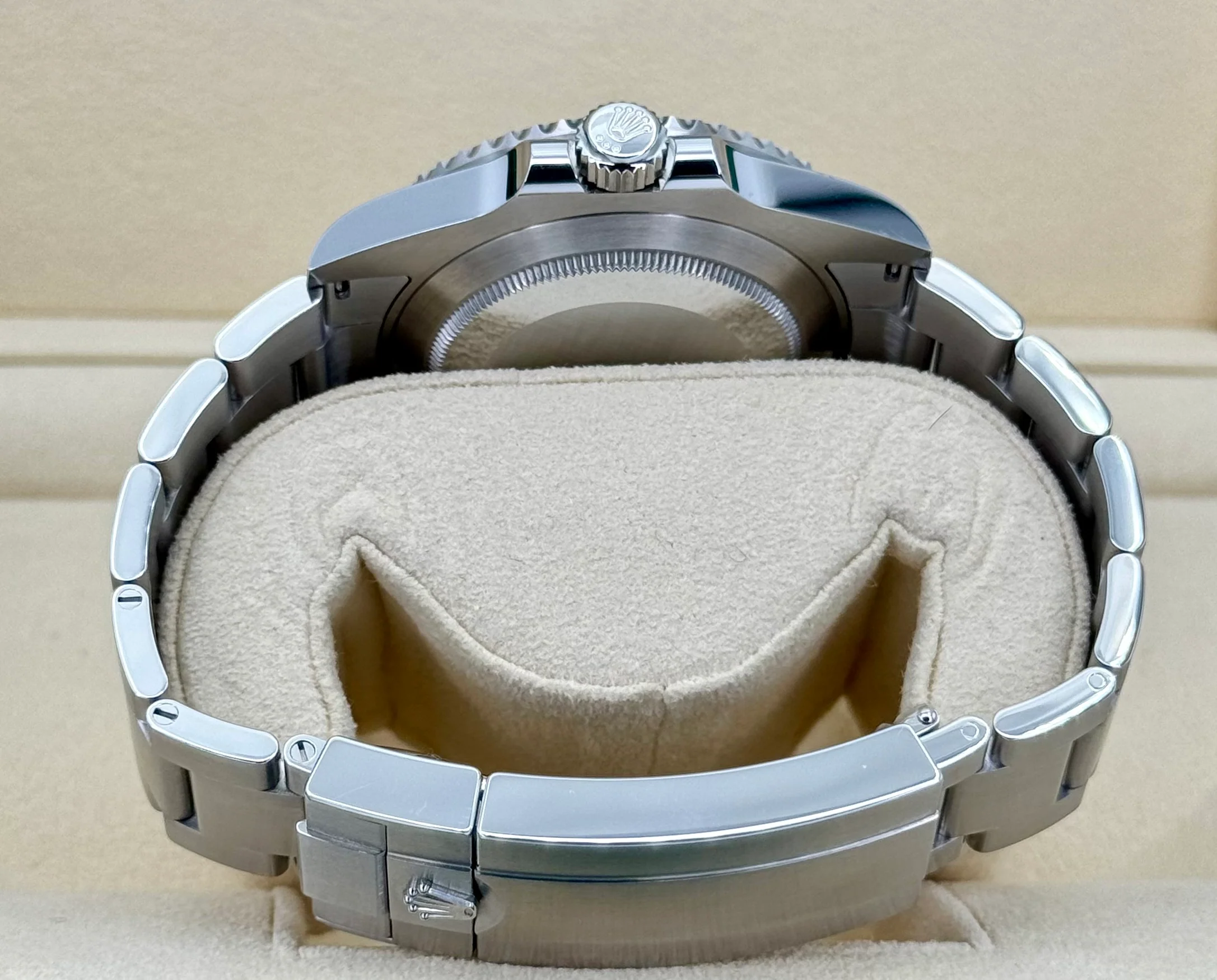 2023 Rolex Submariner 41mm 126610LN Stainless Steel Black Dial - Image 9
