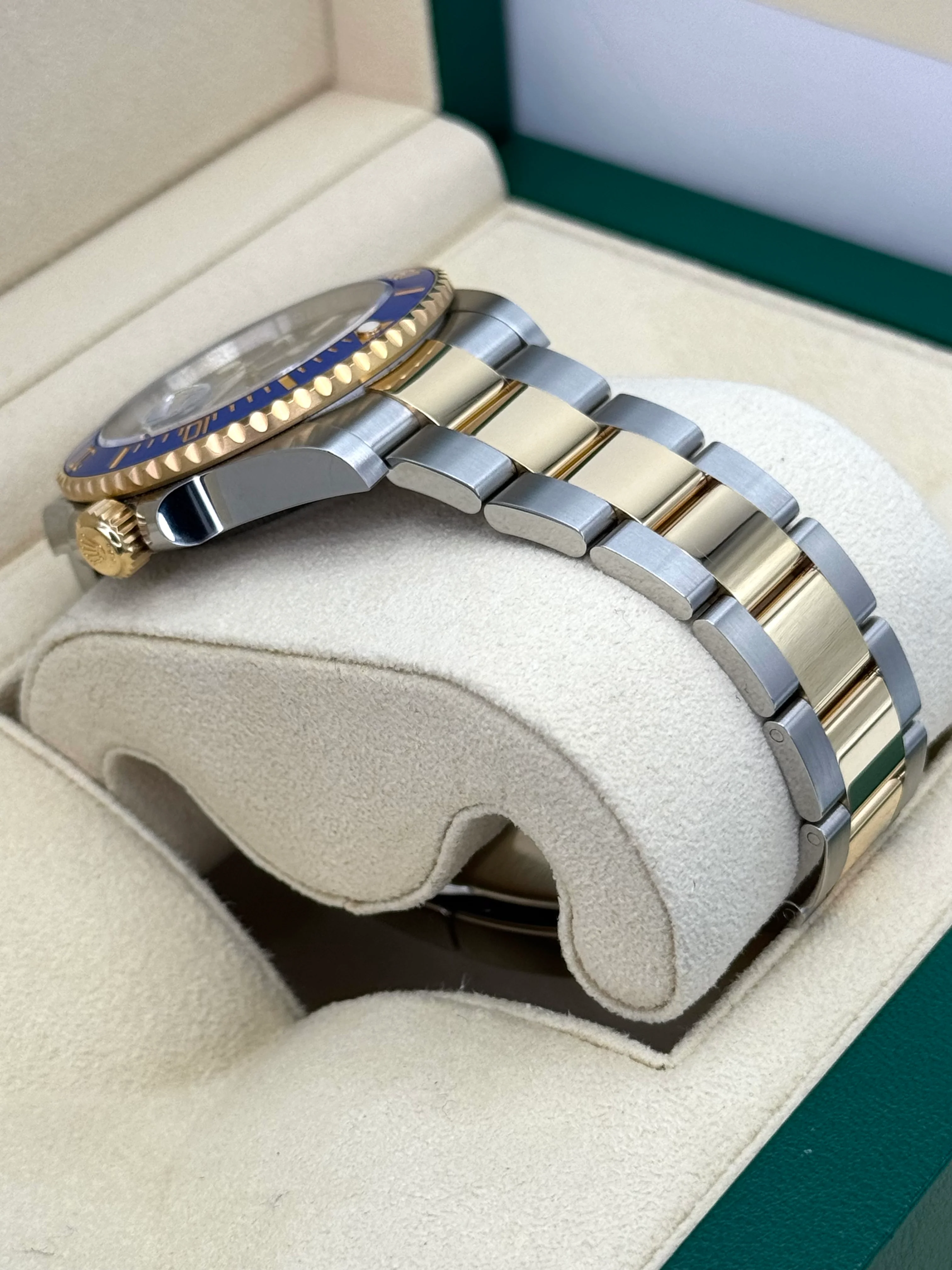 NEW 2023 Rolex Submariner "Bluesy" 41mm 126613LB Blue Dial - Image 8