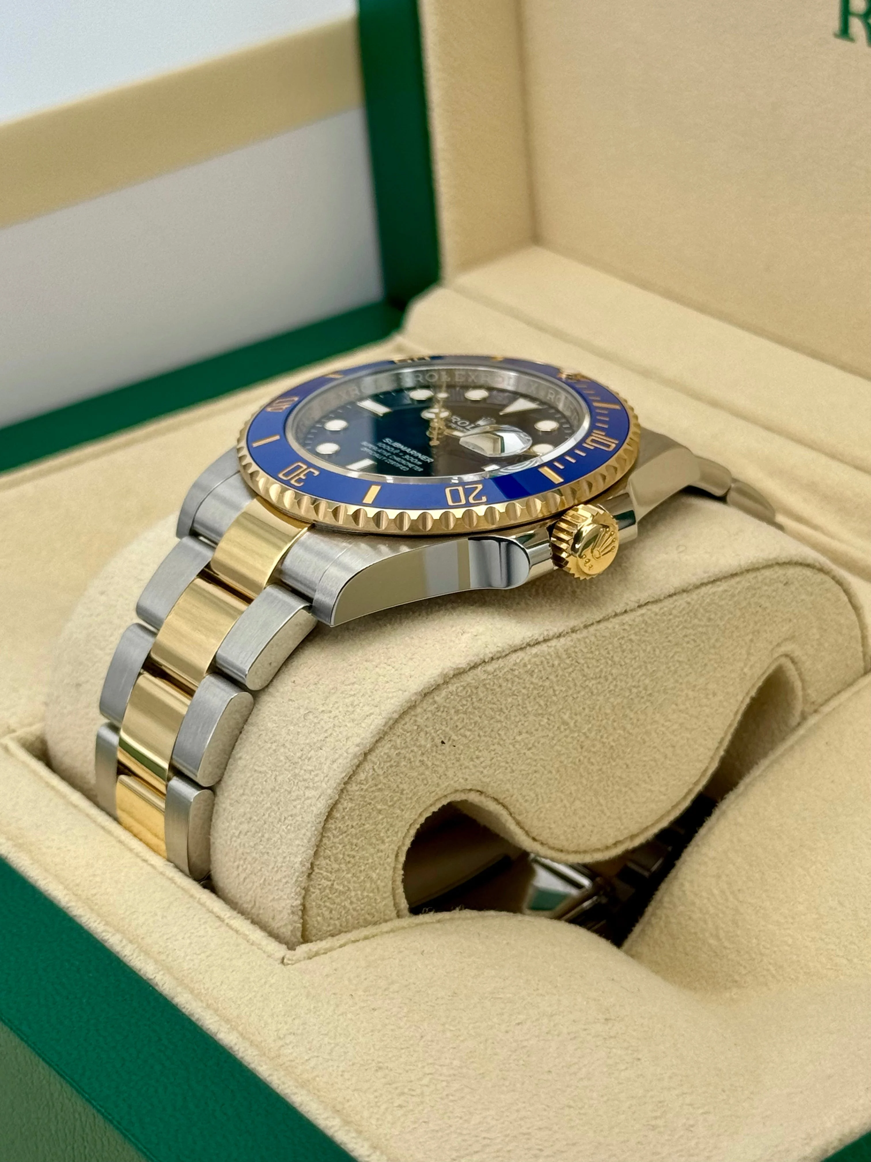 NEW 2023 Rolex Submariner "Bluesy" 41mm 126613LB Blue Dial - Image 5