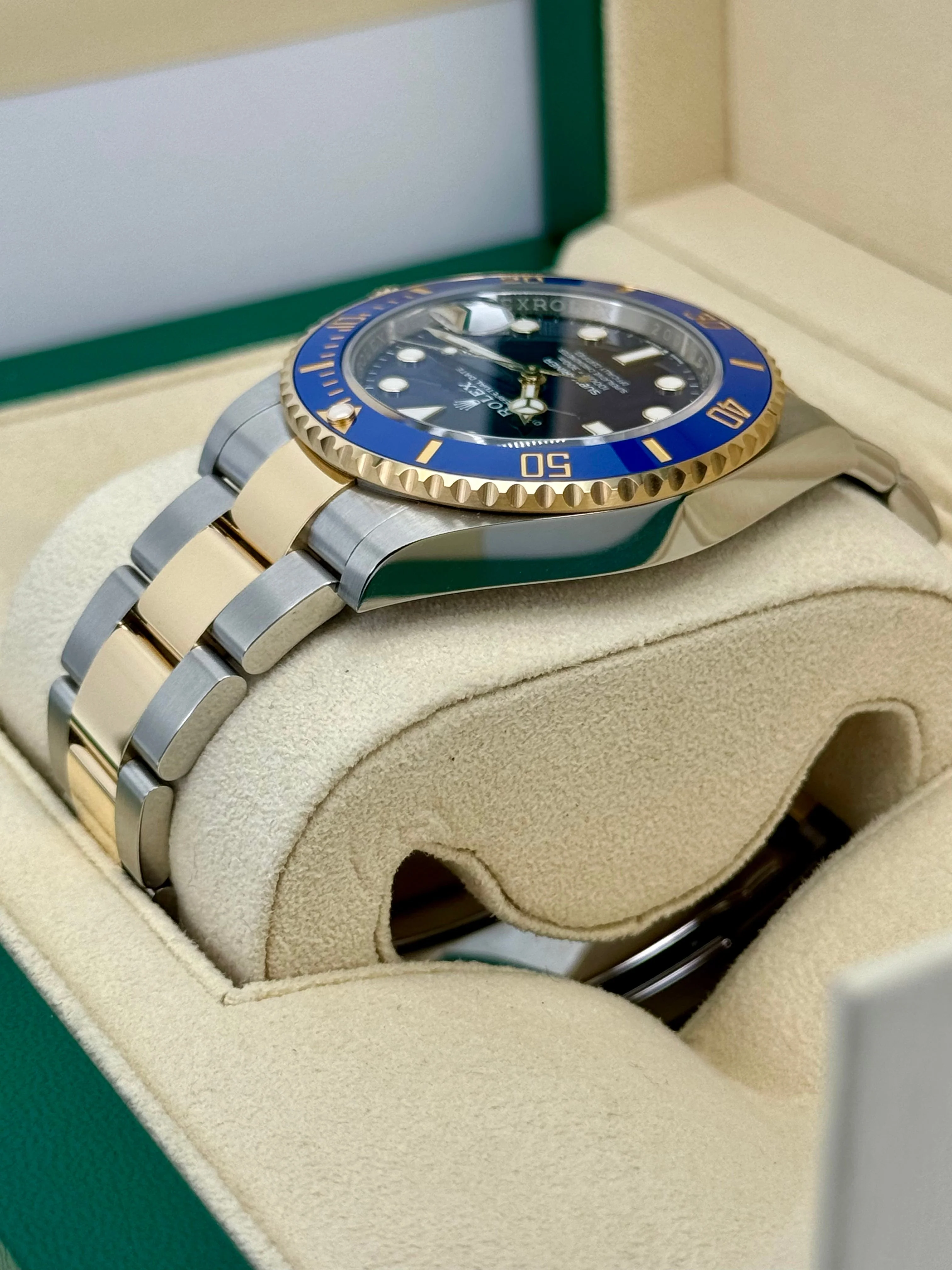 NEW 2023 Rolex Submariner "Bluesy" 41mm 126613LB Blue Dial - Image 7