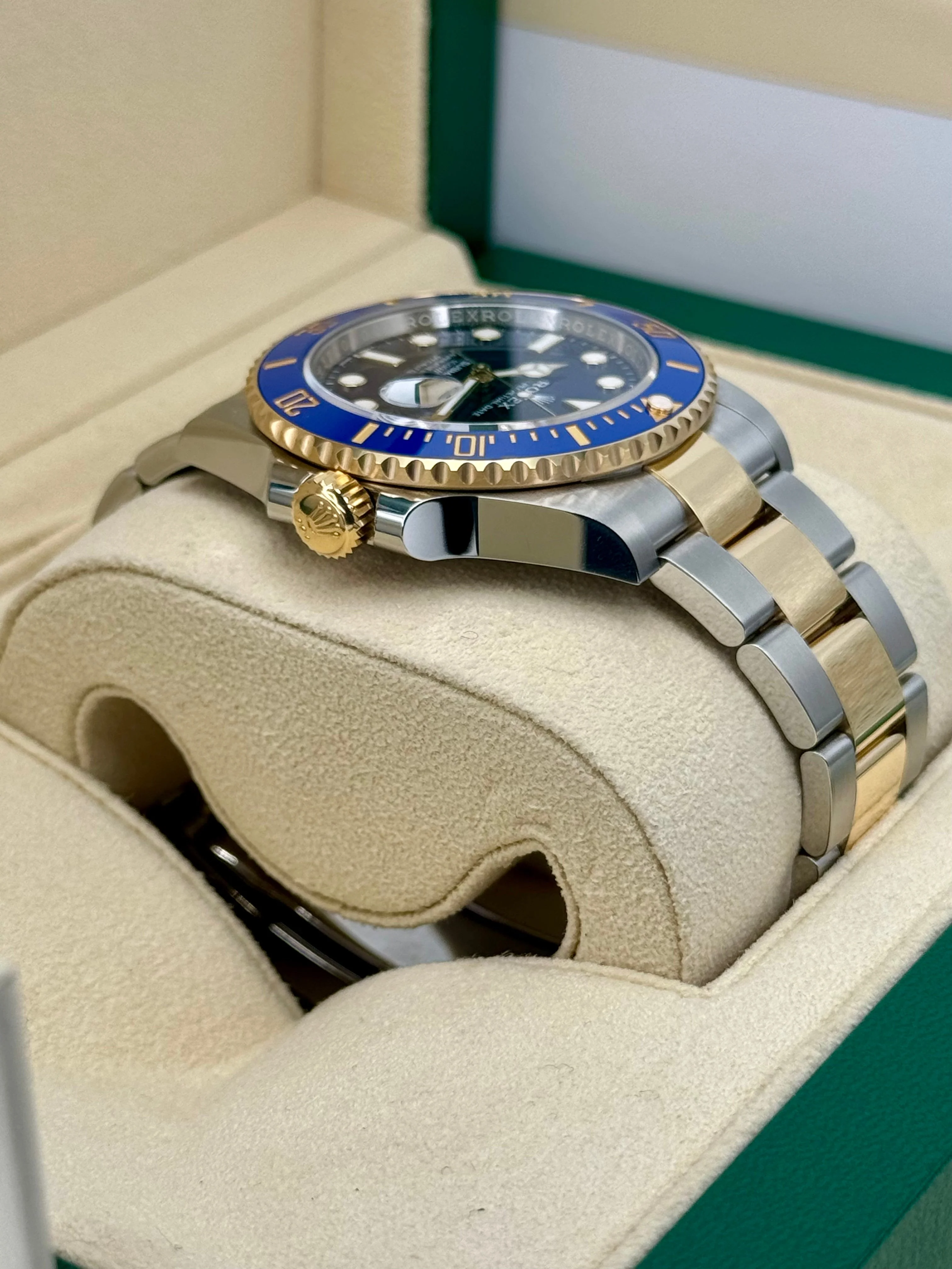 NEW 2023 Rolex Submariner "Bluesy" 41mm 126613LB Blue Dial - Image 8