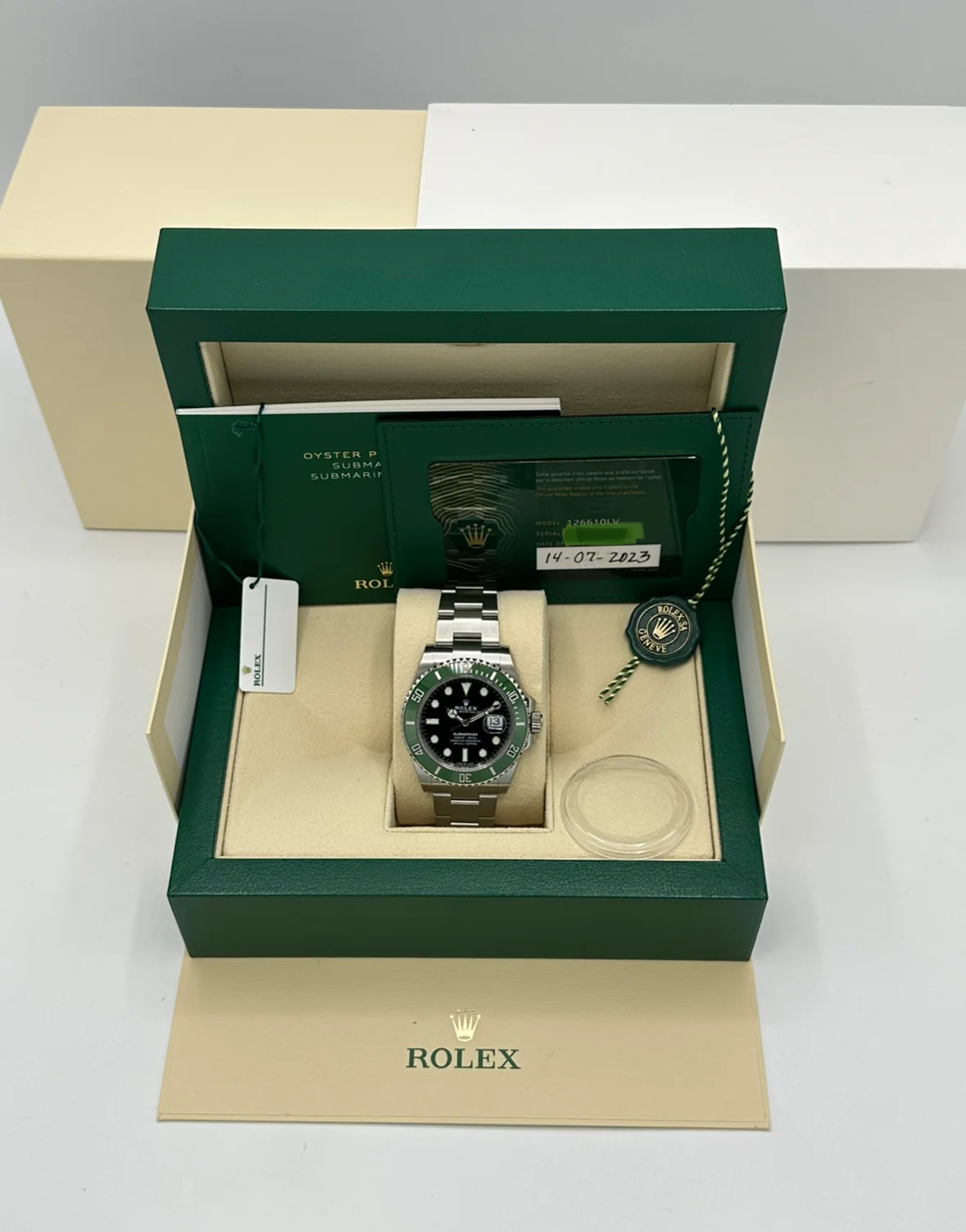 New 2023 Rolex Submariner "Starbucks" 41mm 126610LV MK2 Dial - Image 11