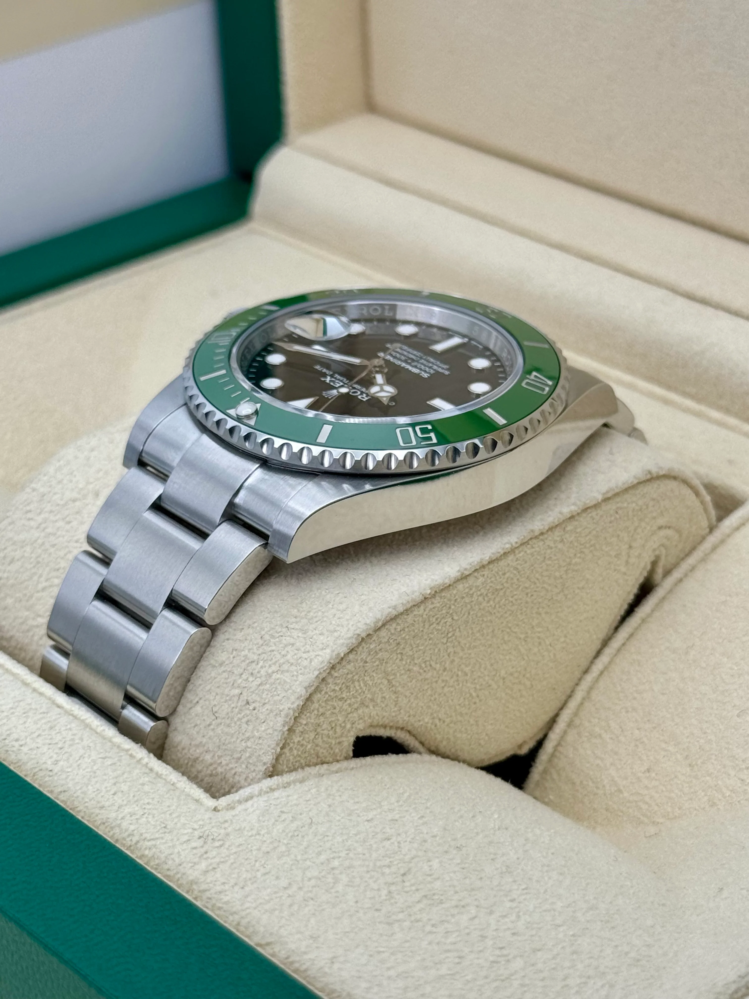 NEW 2024 Rolex Submariner "Starbucks" 41mm 126610LV Black Dial - Image 7