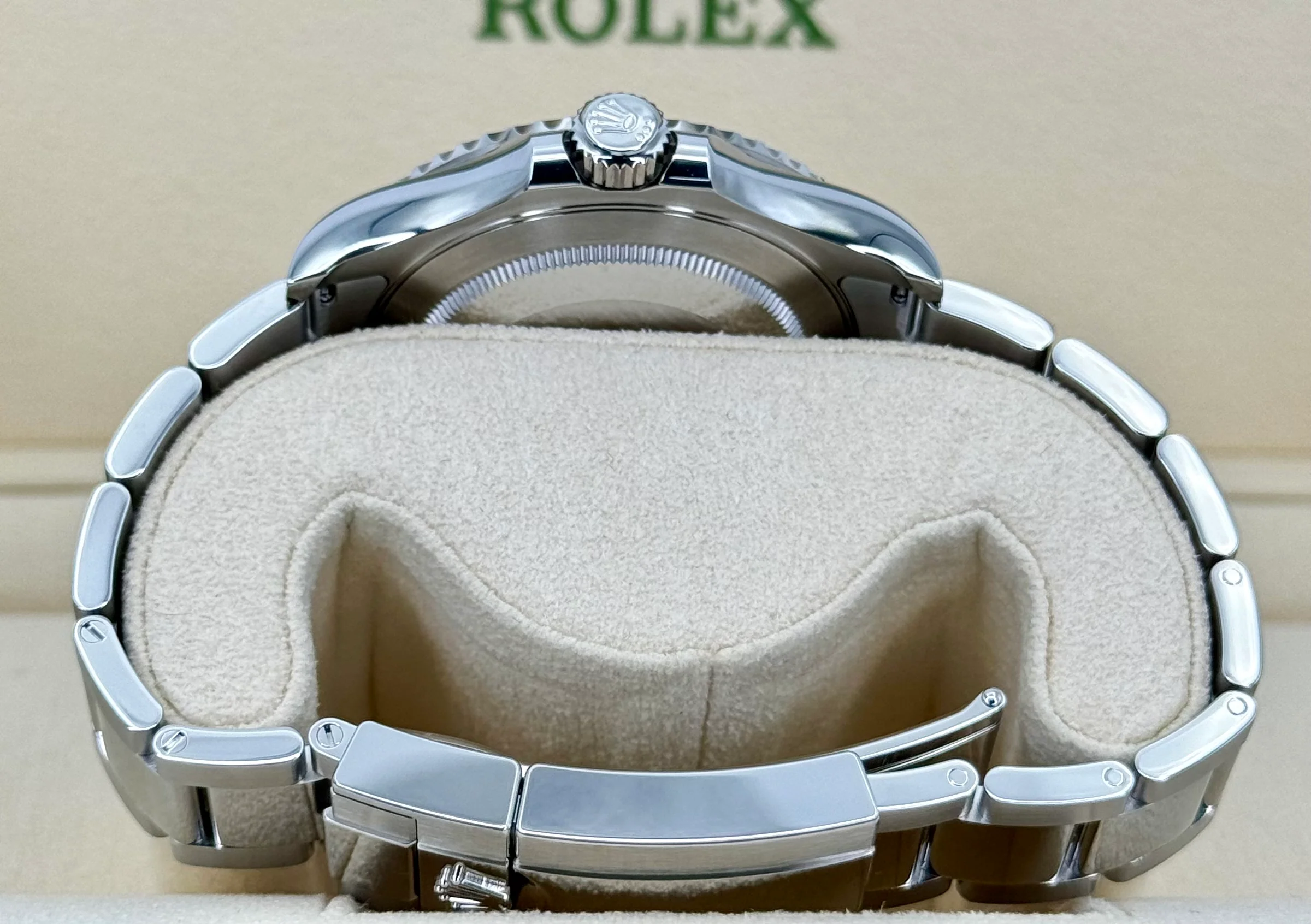 NEW 2023 Rolex Yacht-Master 40mm 126622 Stainless Steel Blue Dial - Image 10