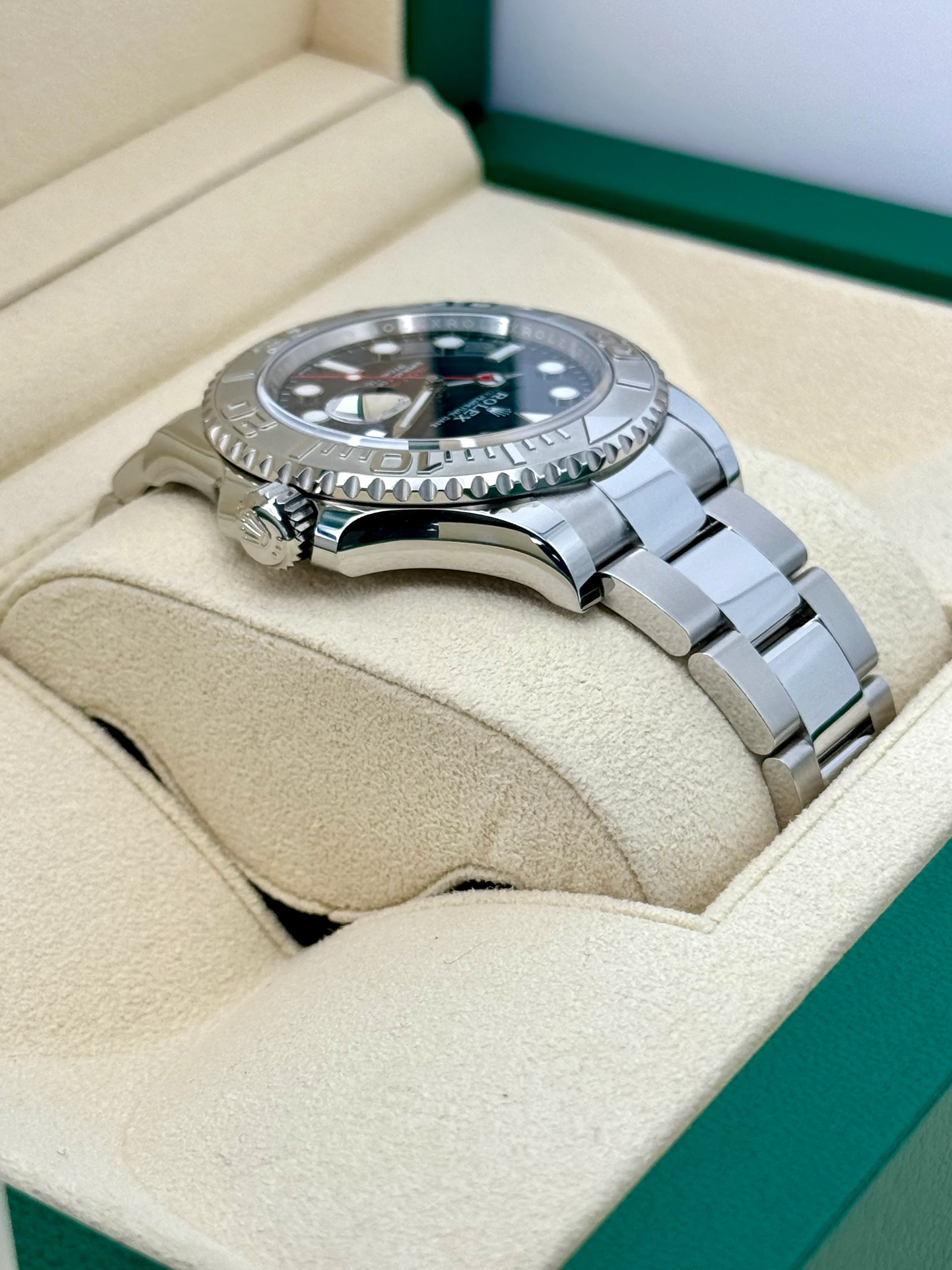 NEW 2023 Rolex Yacht-Master 40mm 126622 Stainless Steel Blue Dial - Image 9