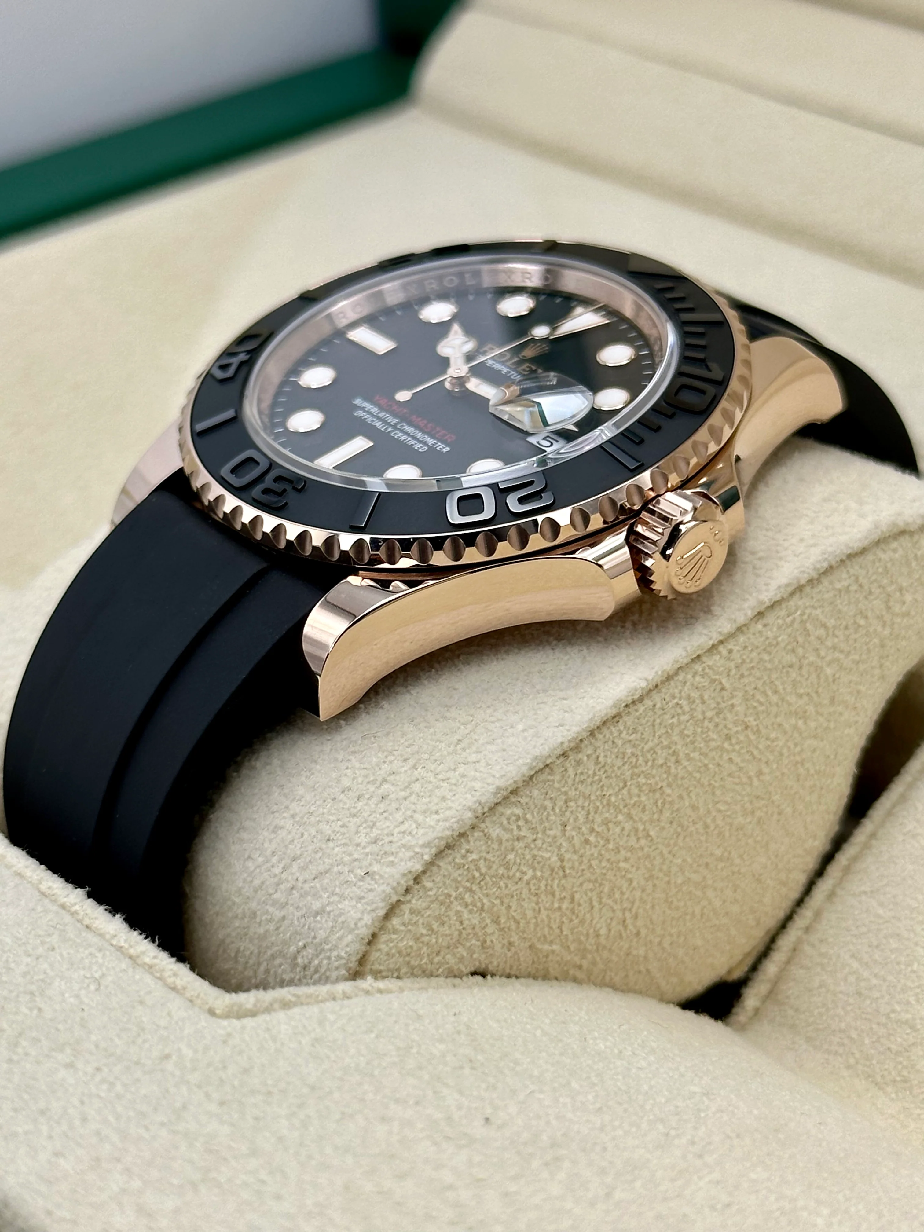 NEW 2023 Rolex Yacht-Master 40mm 126655 Rose Gold Oysterflex Black Dial - Image 5
