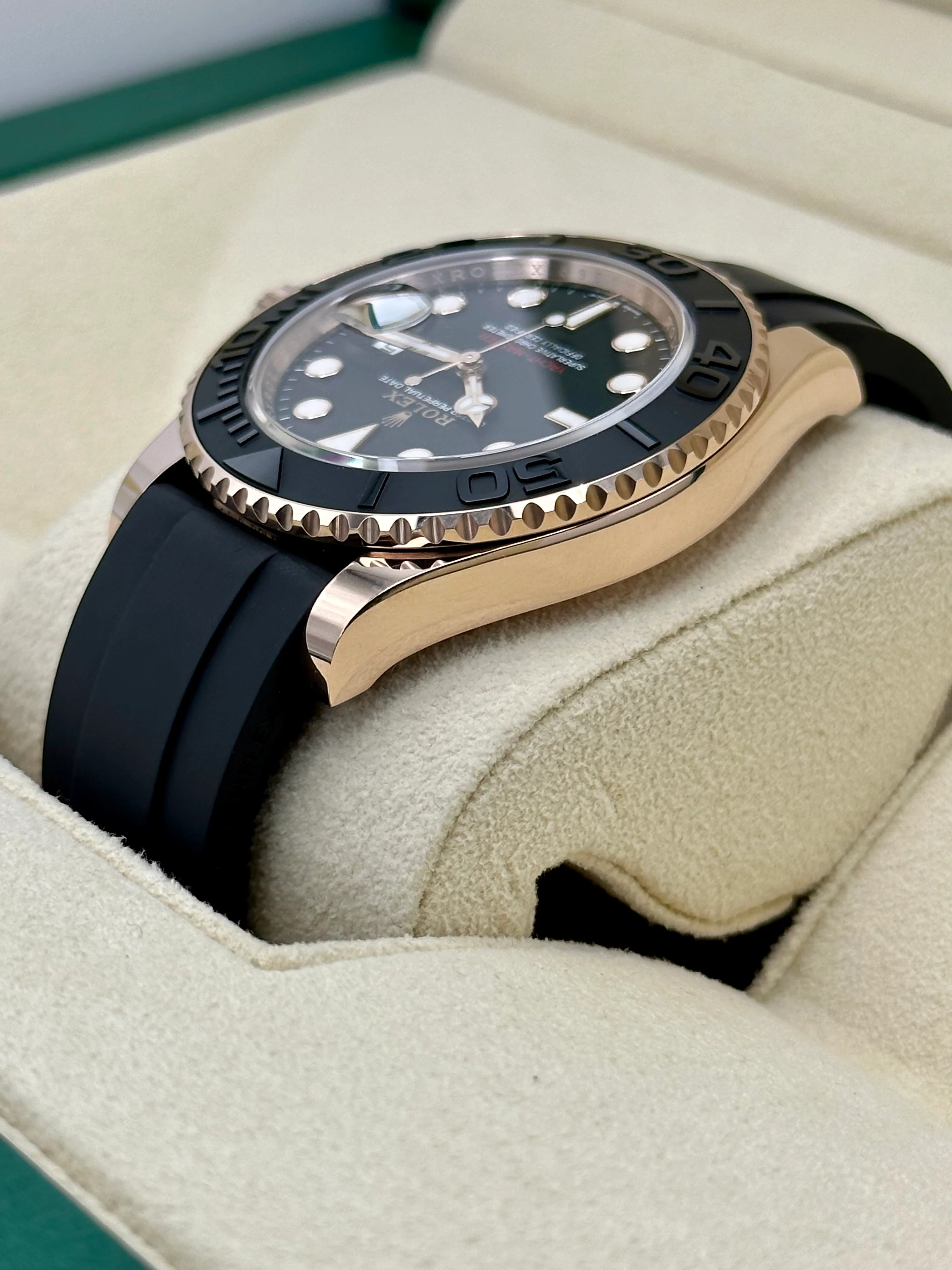 NEW 2023 Rolex Yacht-Master 40mm 126655 Rose Gold Oysterflex Black Dial - Image 7