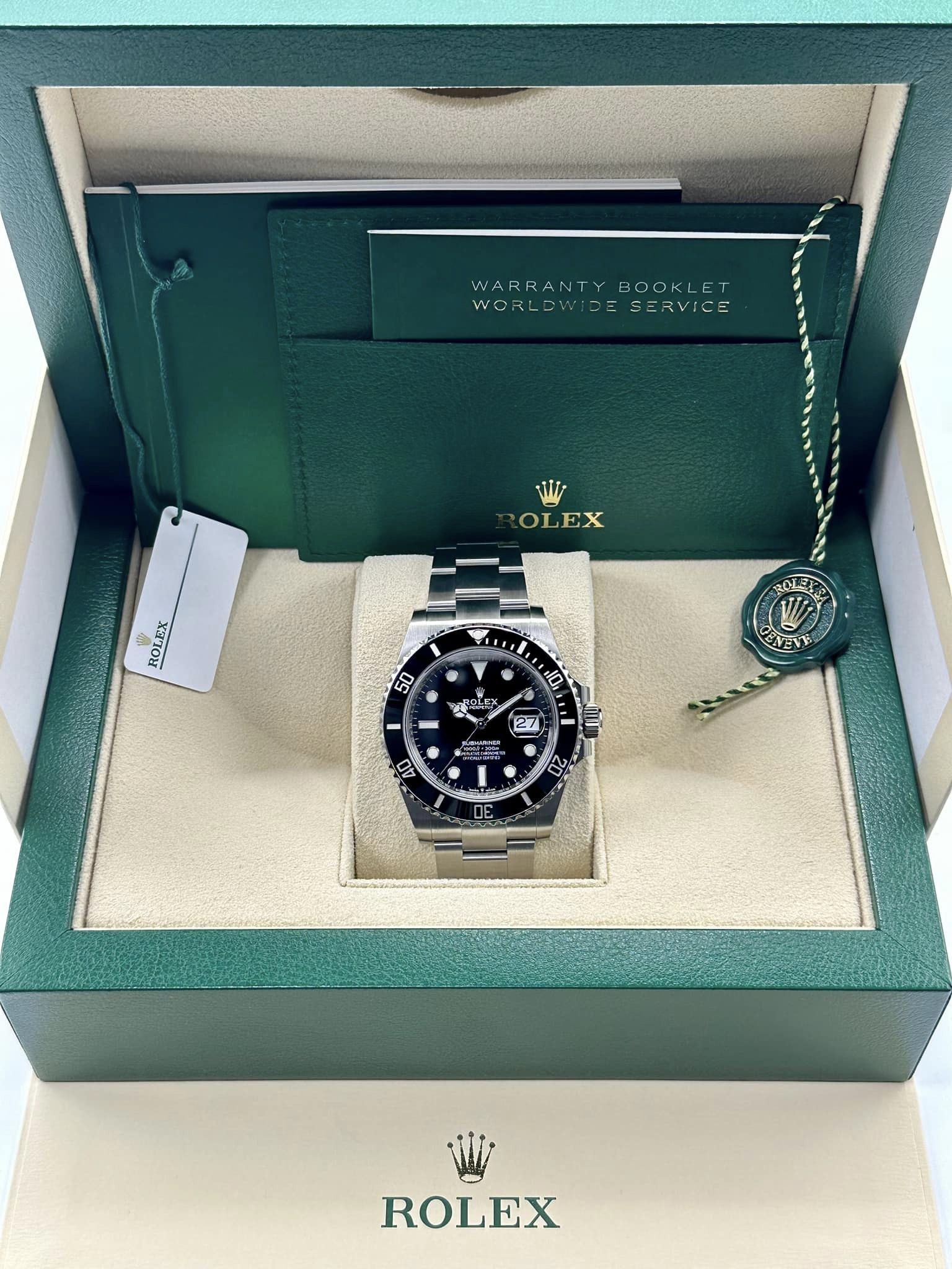 NEW 2023 Rolex Submariner 41mm 126610LN Stainless Steel Black Dial - Image 11