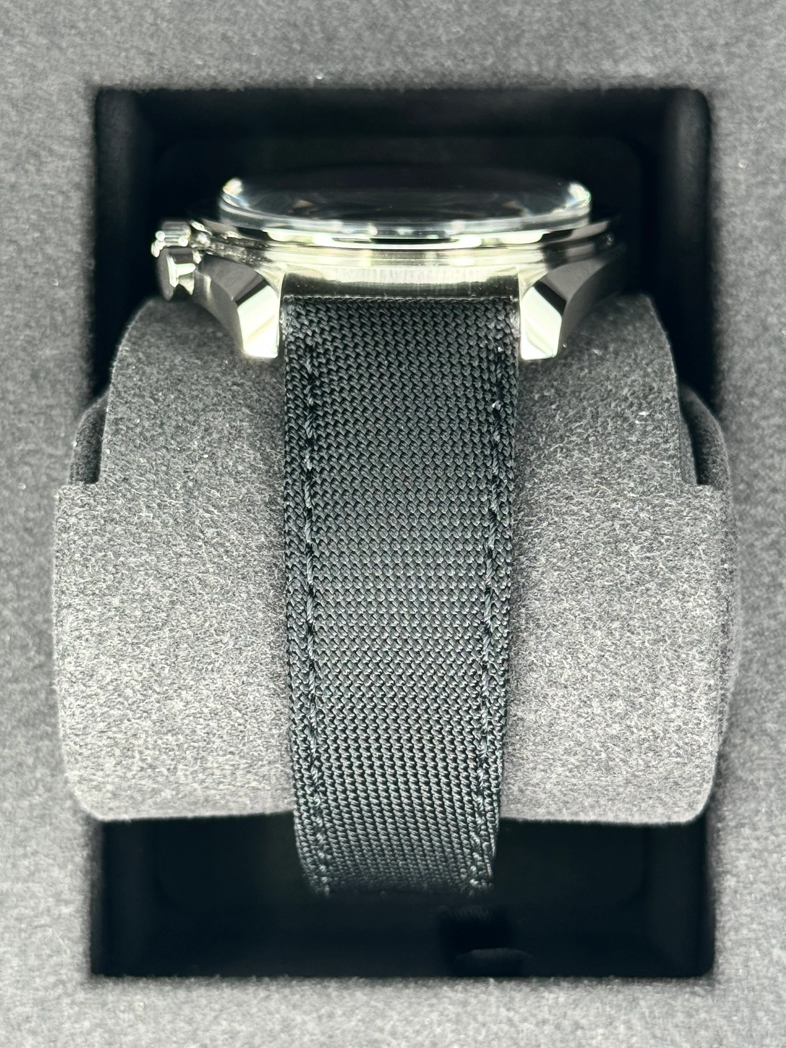 NEW 2024 Omega Speedmaster 42mm 310.32.42.50.01.001 Moonwatch Black Dial - Image 3