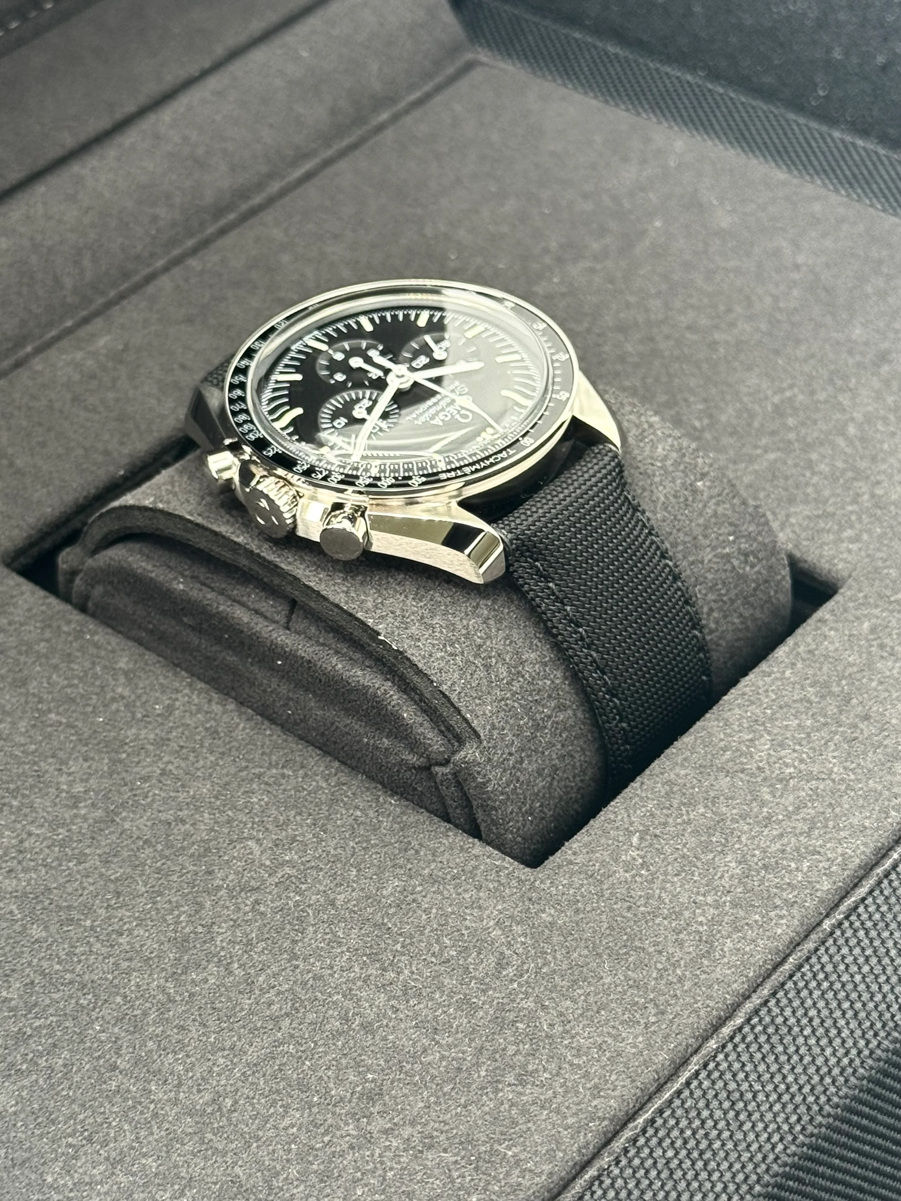 NEW 2024 Omega Speedmaster 42mm 310.32.42.50.01.001 Moonwatch Black Dial - Image 7