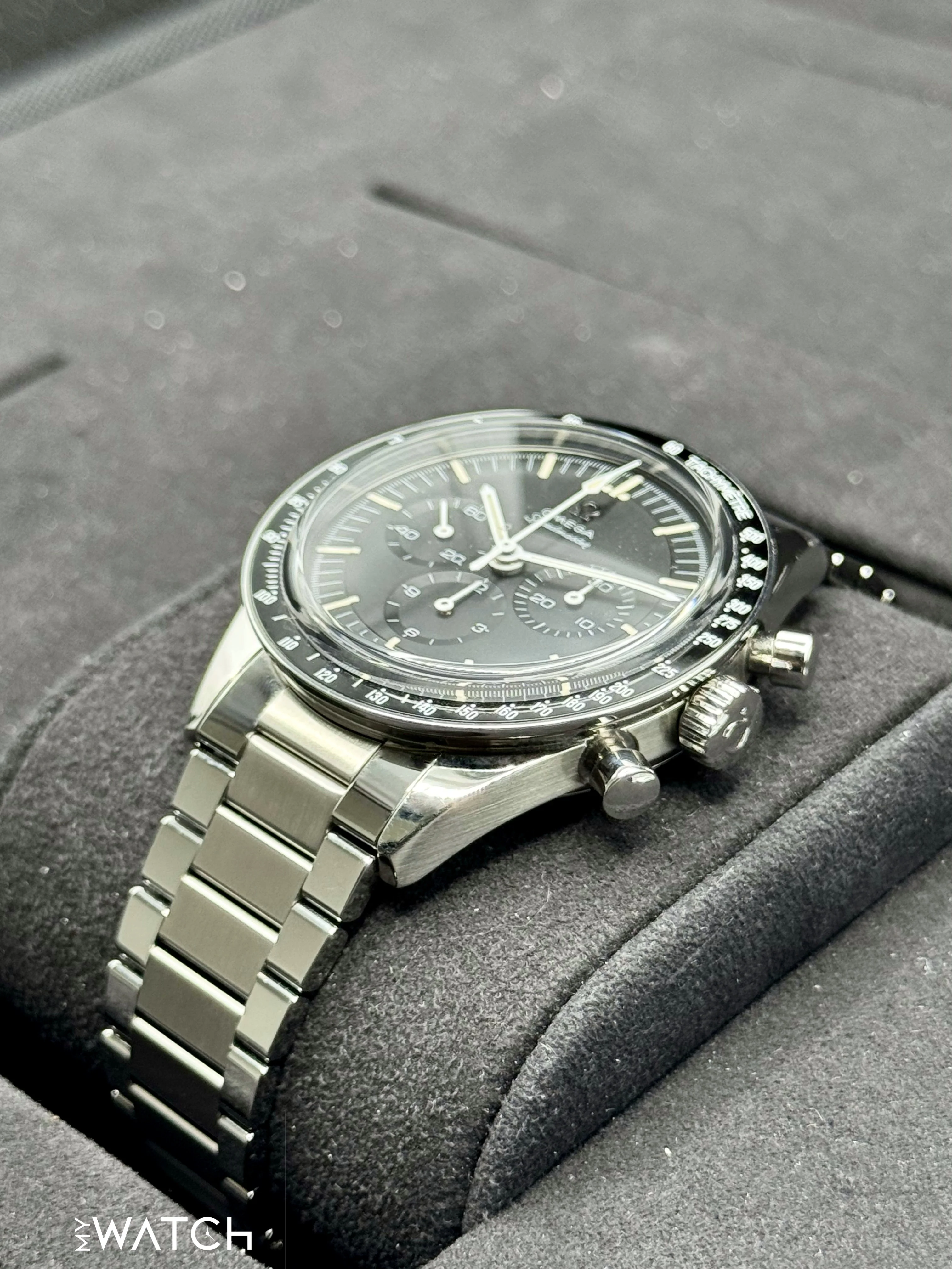 New 2024 Omega Speedmaster "Ed White" 39.7mm 311.30.40.30.01.001 - Image 5