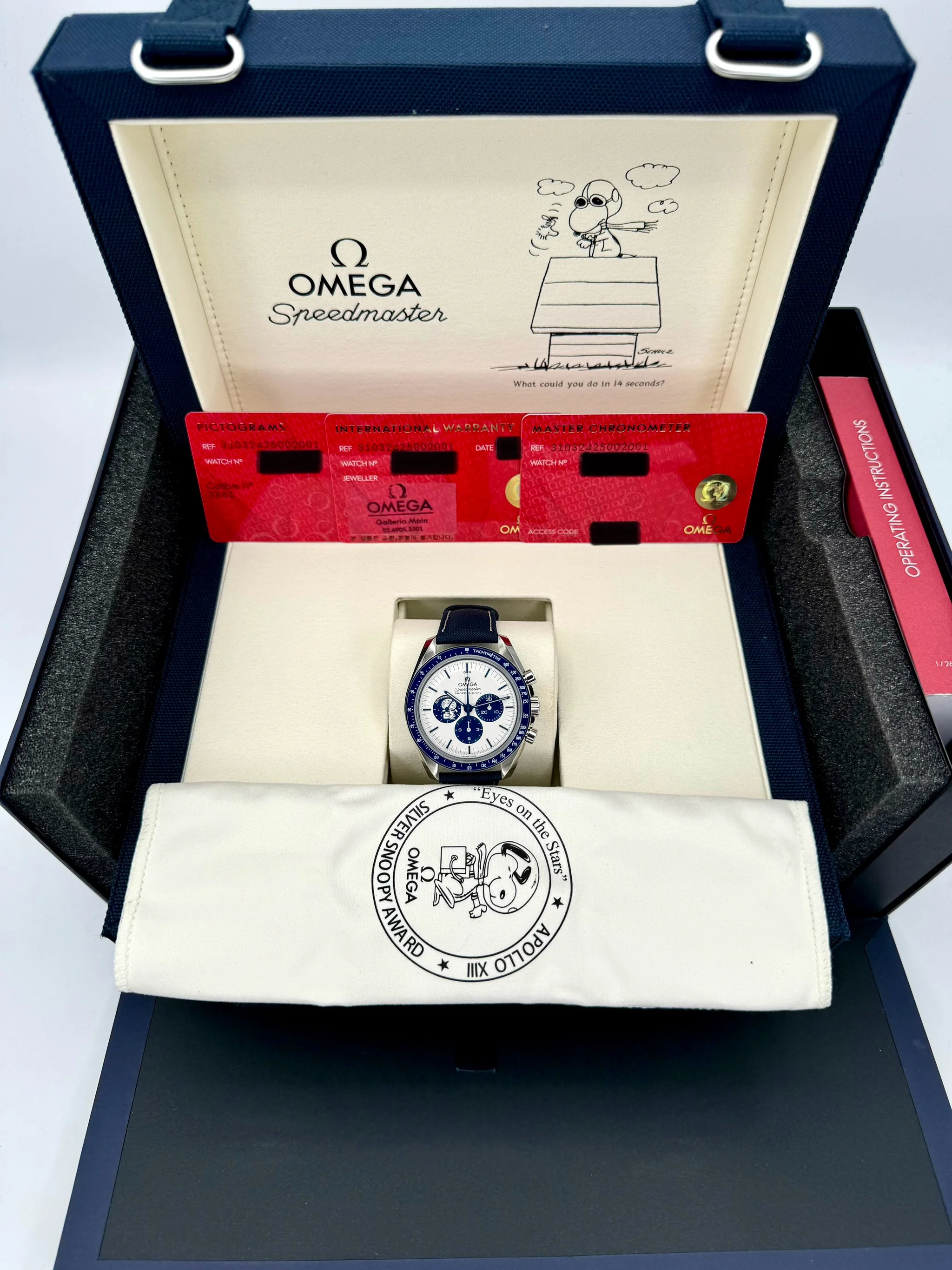NEW 2024 Omega Speedmaster Silver Snoopy Award 310.32.42.50.02.001 - Image 12