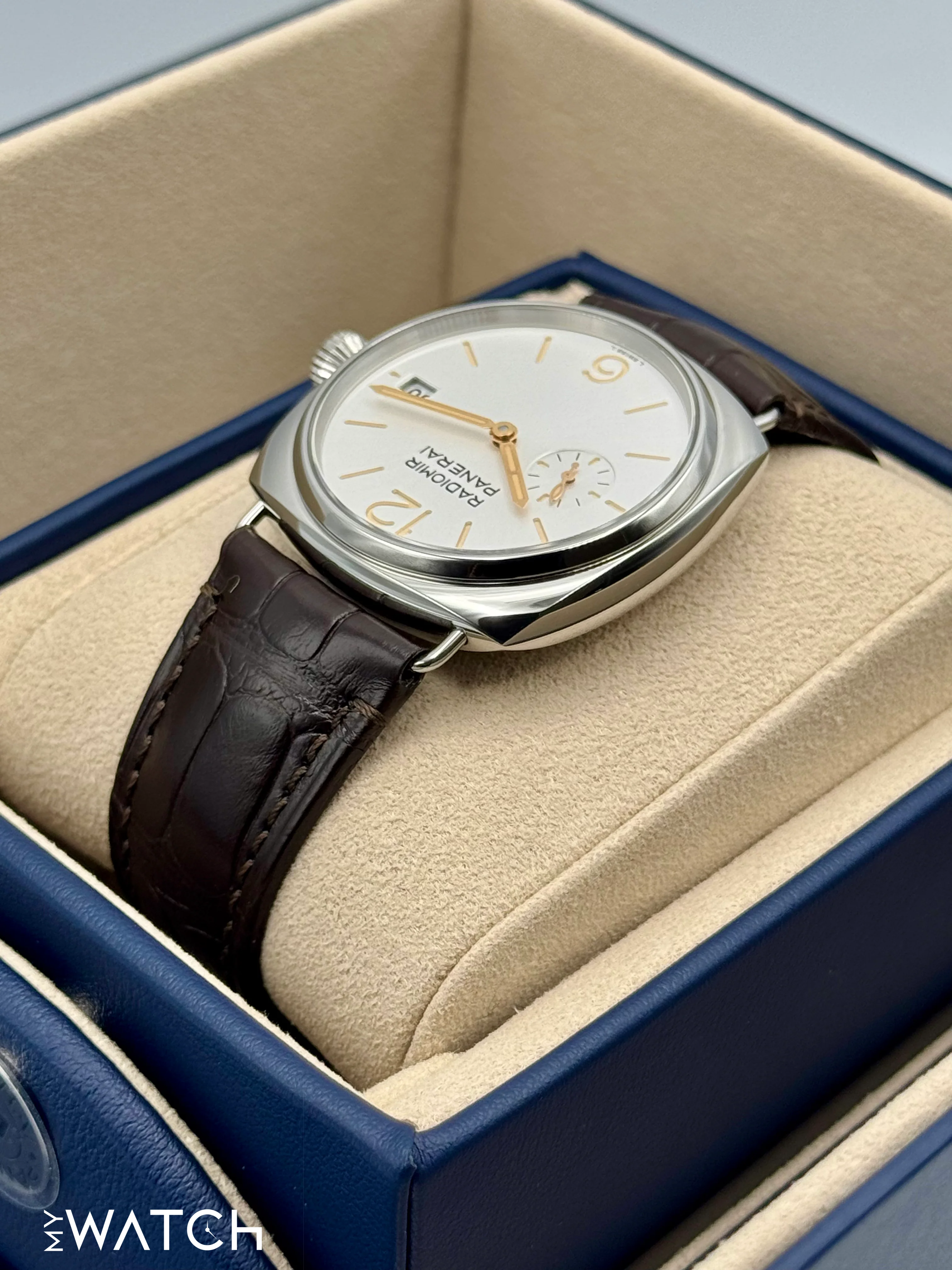 NEW 2024 Panerai Radiomir Quaranta 40mm PAM01570 Stainless Steel White Dial - Image 7