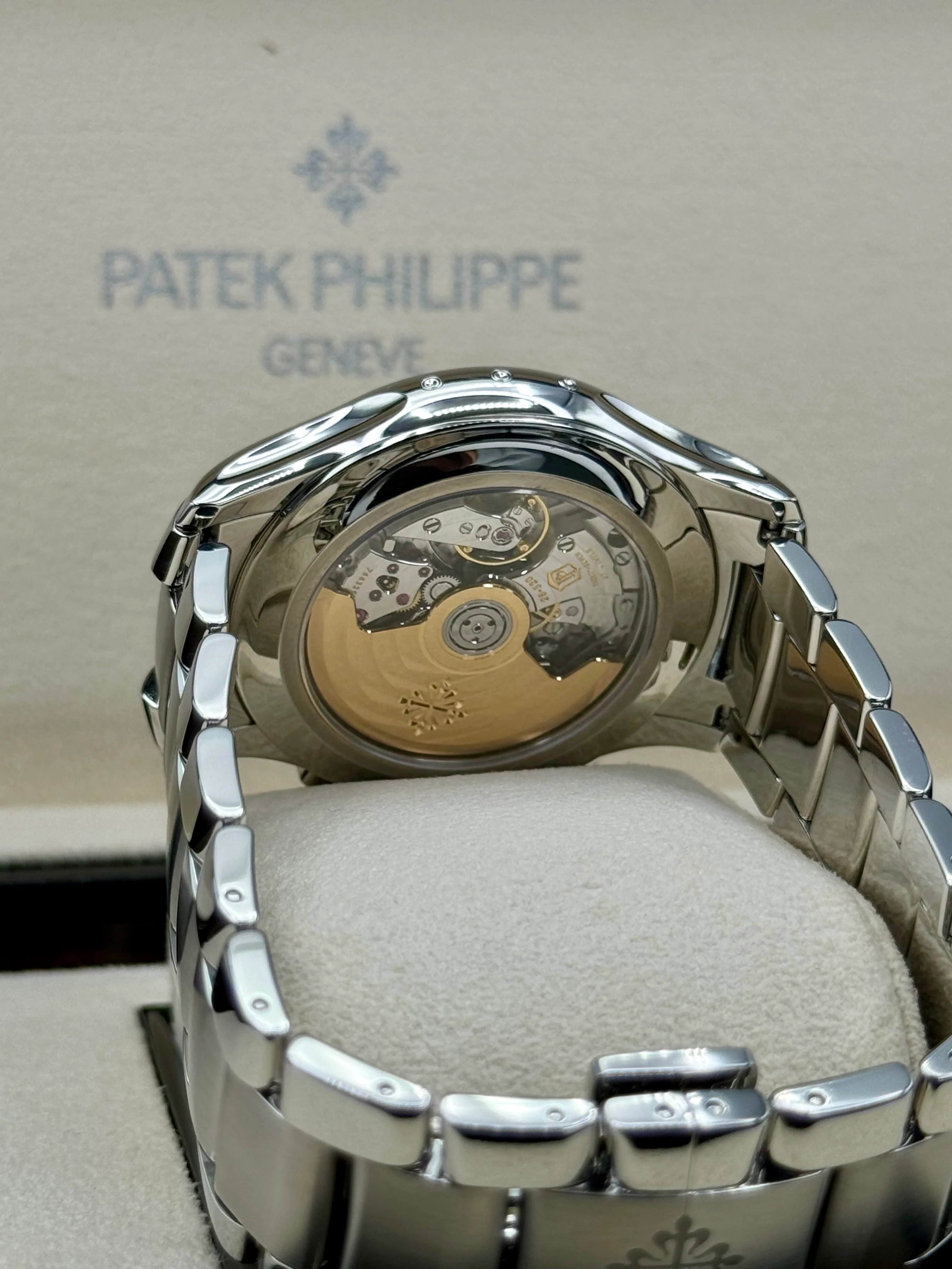 NEW 2024 Patek Philippe 5905/1A Flyback Chronograph Annual Calendar Olive Green Dial - Image 11