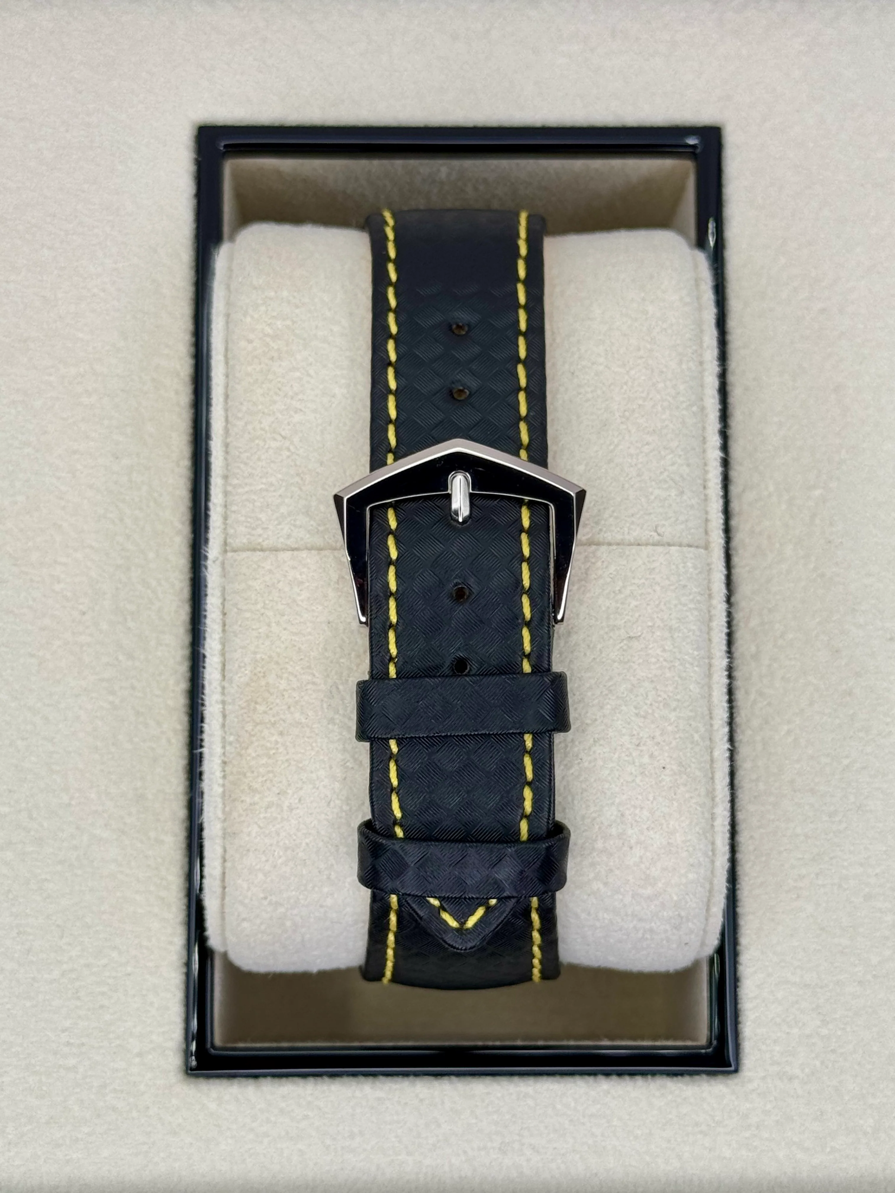 NEW 2024 Patek Philippe Calatrava 40mm 6007G White Gold Black Dial Yellow - Image 2