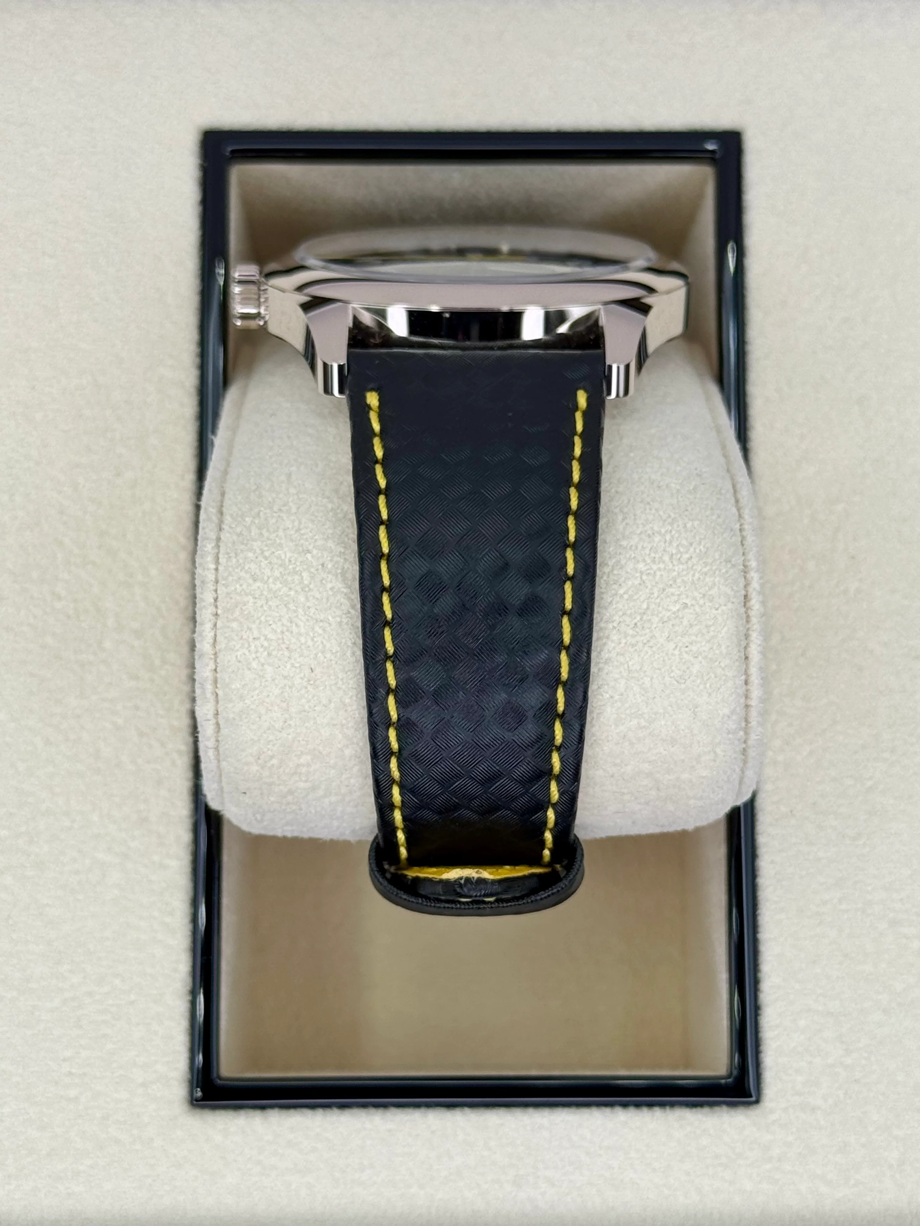 NEW 2024 Patek Philippe Calatrava 40mm 6007G White Gold Black Dial Yellow - Image 4