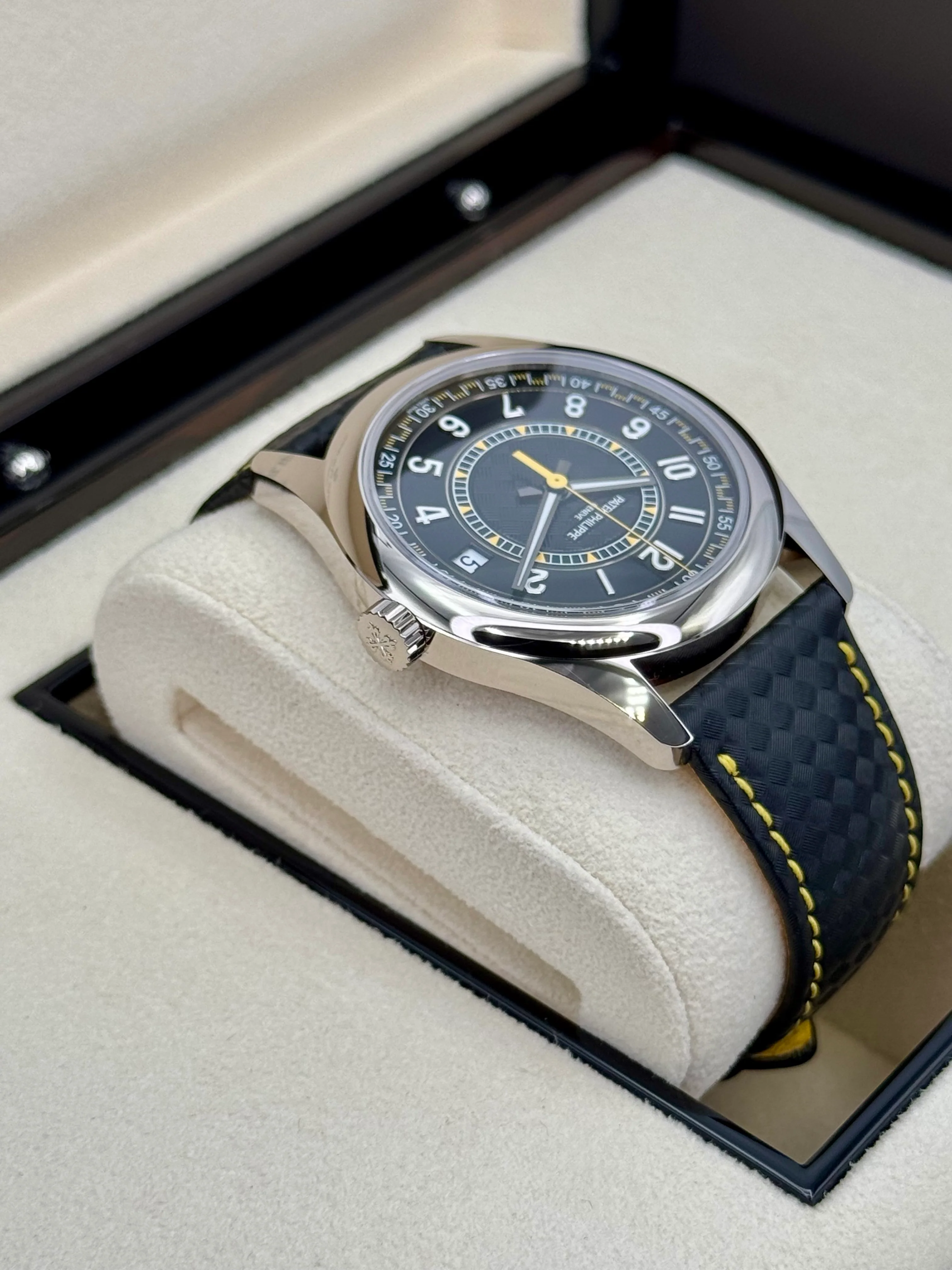 NEW 2024 Patek Philippe Calatrava 40mm 6007G White Gold Black Dial Yellow - Image 8