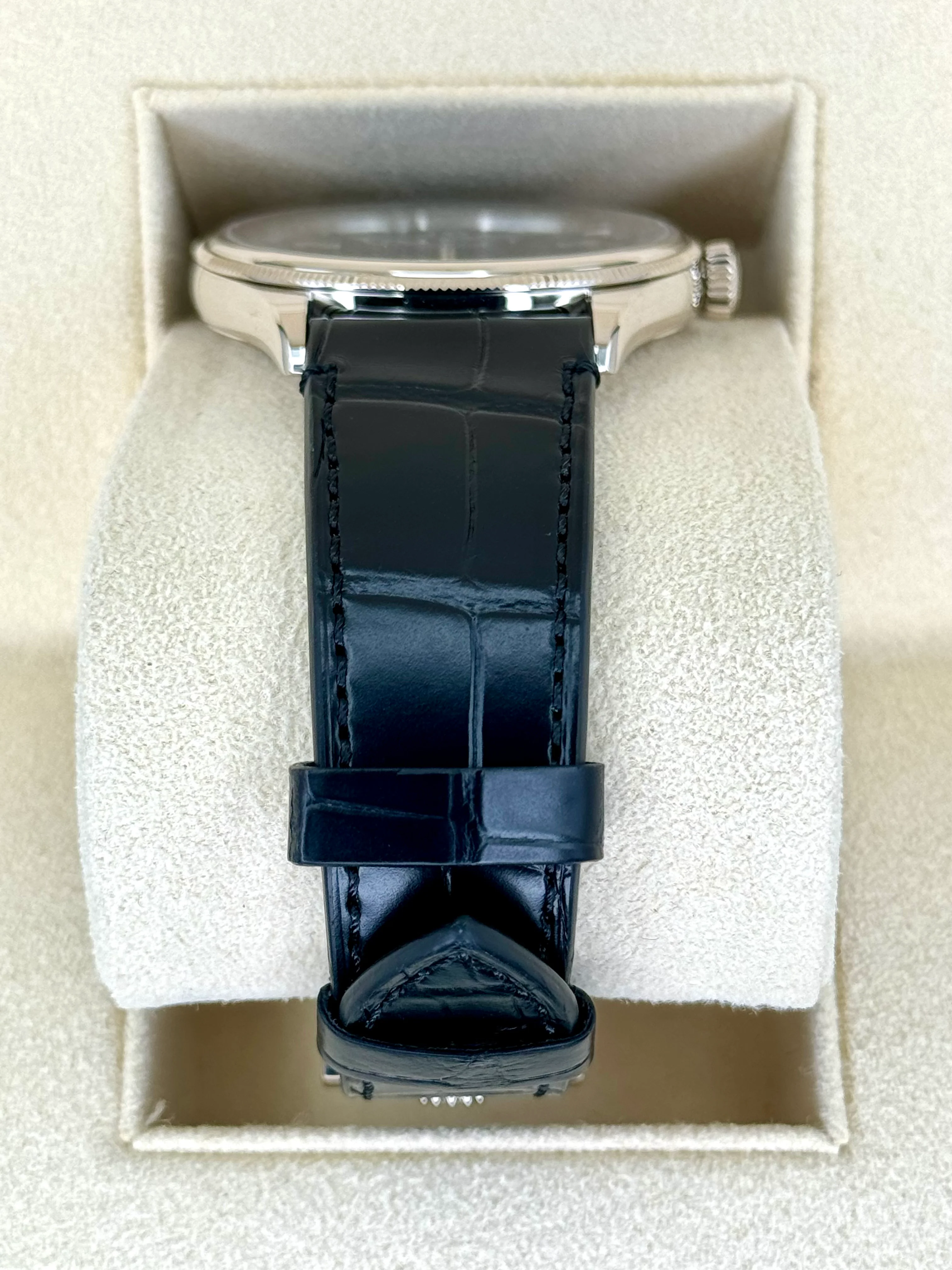 NEW 2024 Rolex 1908 39mm 52509 18k White Gold Black Dial - Image 3