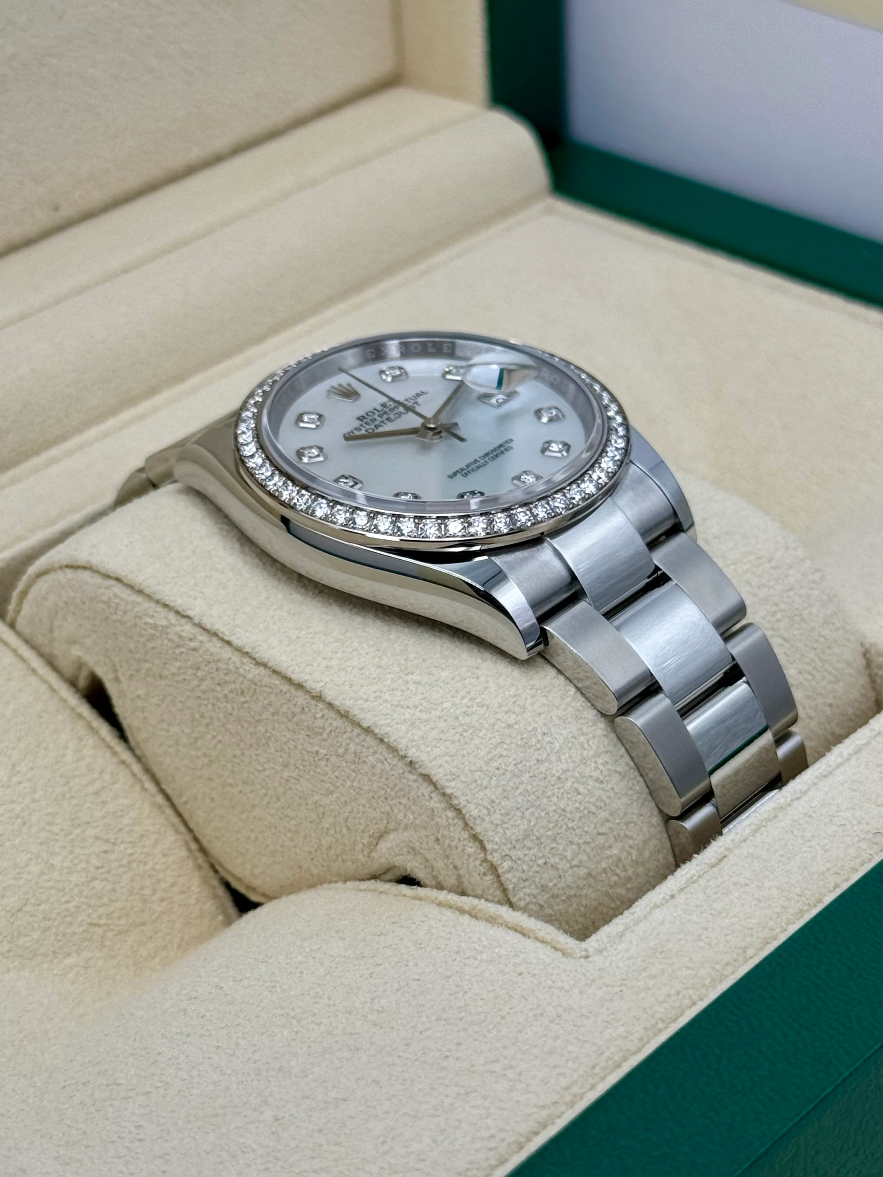 NEW 2024 Rolex Datejust 36mm 126284RBR MOP Diamond Dial - Image 6
