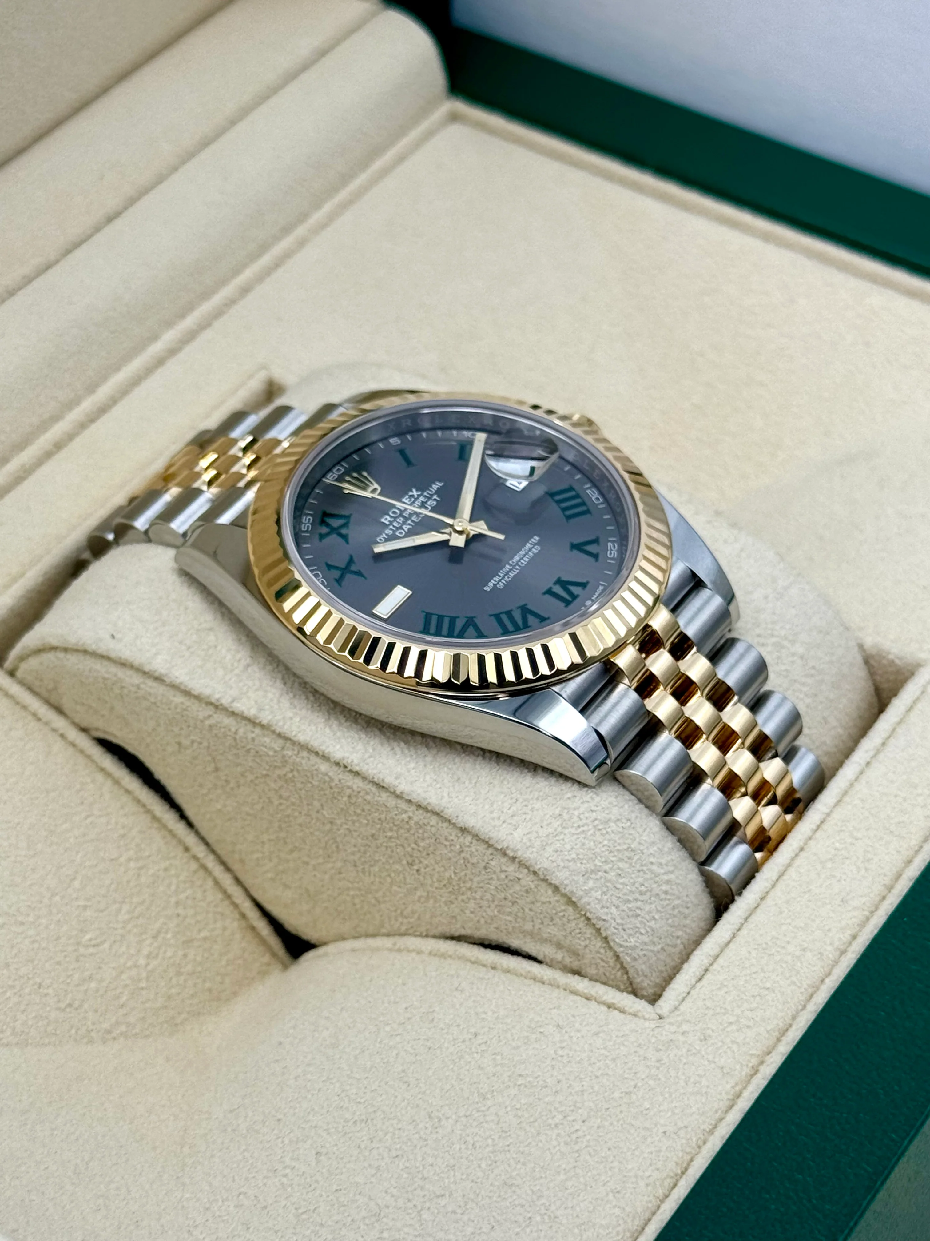 NEW 2024 Rolex Datejust 41mm 126333 Two-Tone Jubilee Wimbledon Dial - Image 6